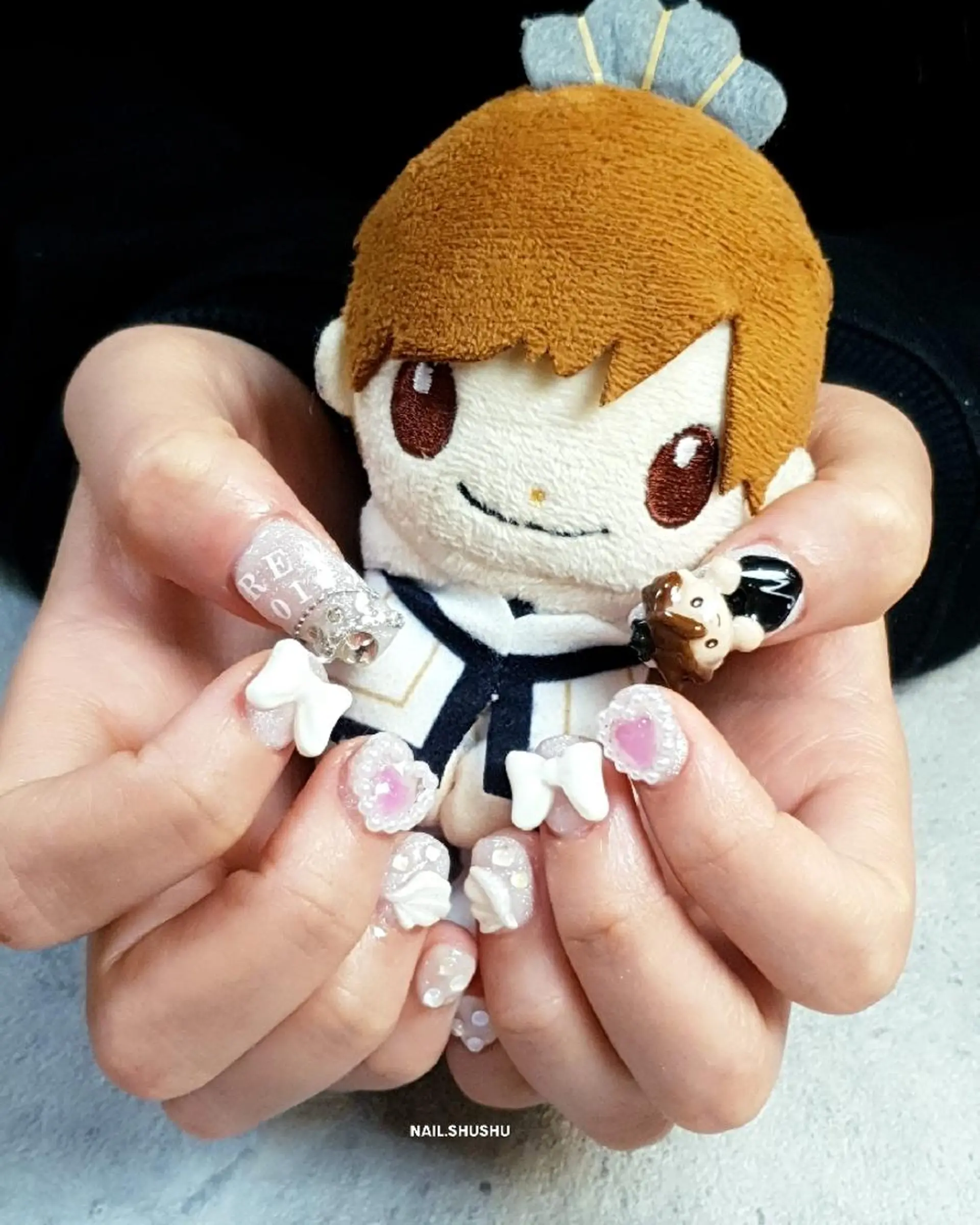 ネイル 持ち込み ニュアンスネイル シンプルネイル 冬ネイル 3dパーツ/流行り 👧shushu❤️のネイルデザイン