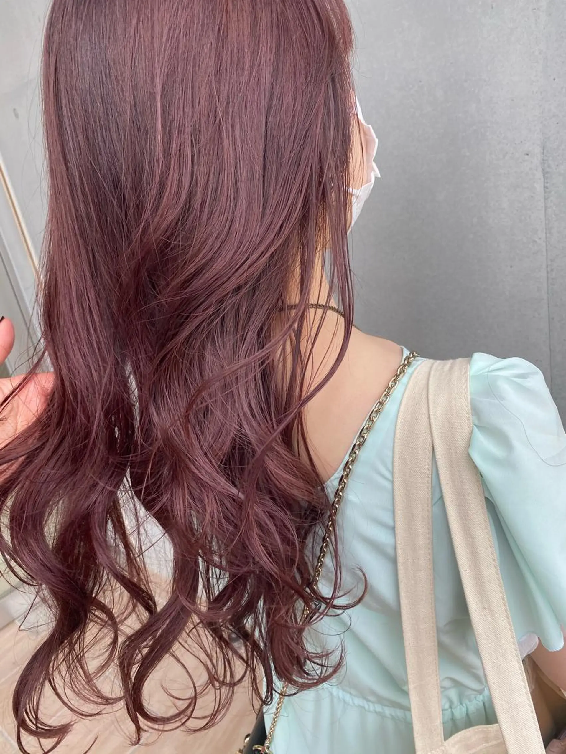 ロング カラー カシス ハイライトカラー ピンクカラー ハイライト ma naのヘアスタイル