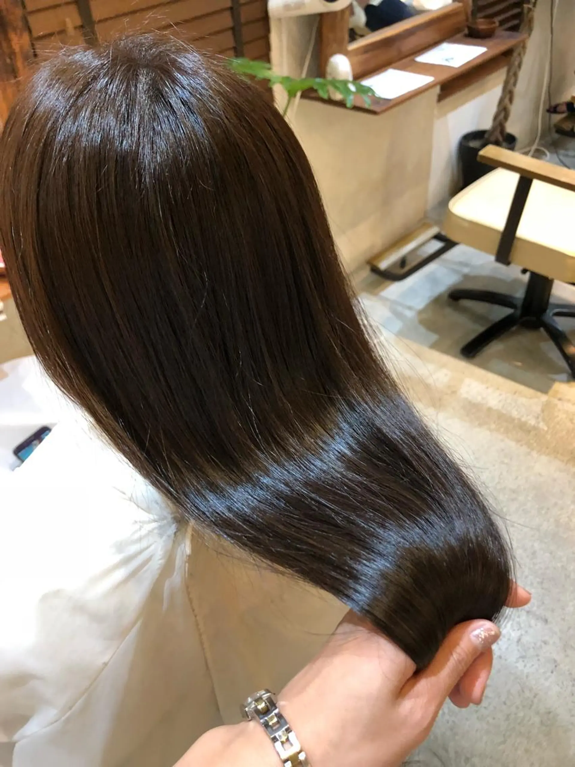 kana .オリーブ /ナチュラルヘアのヘアスタイル