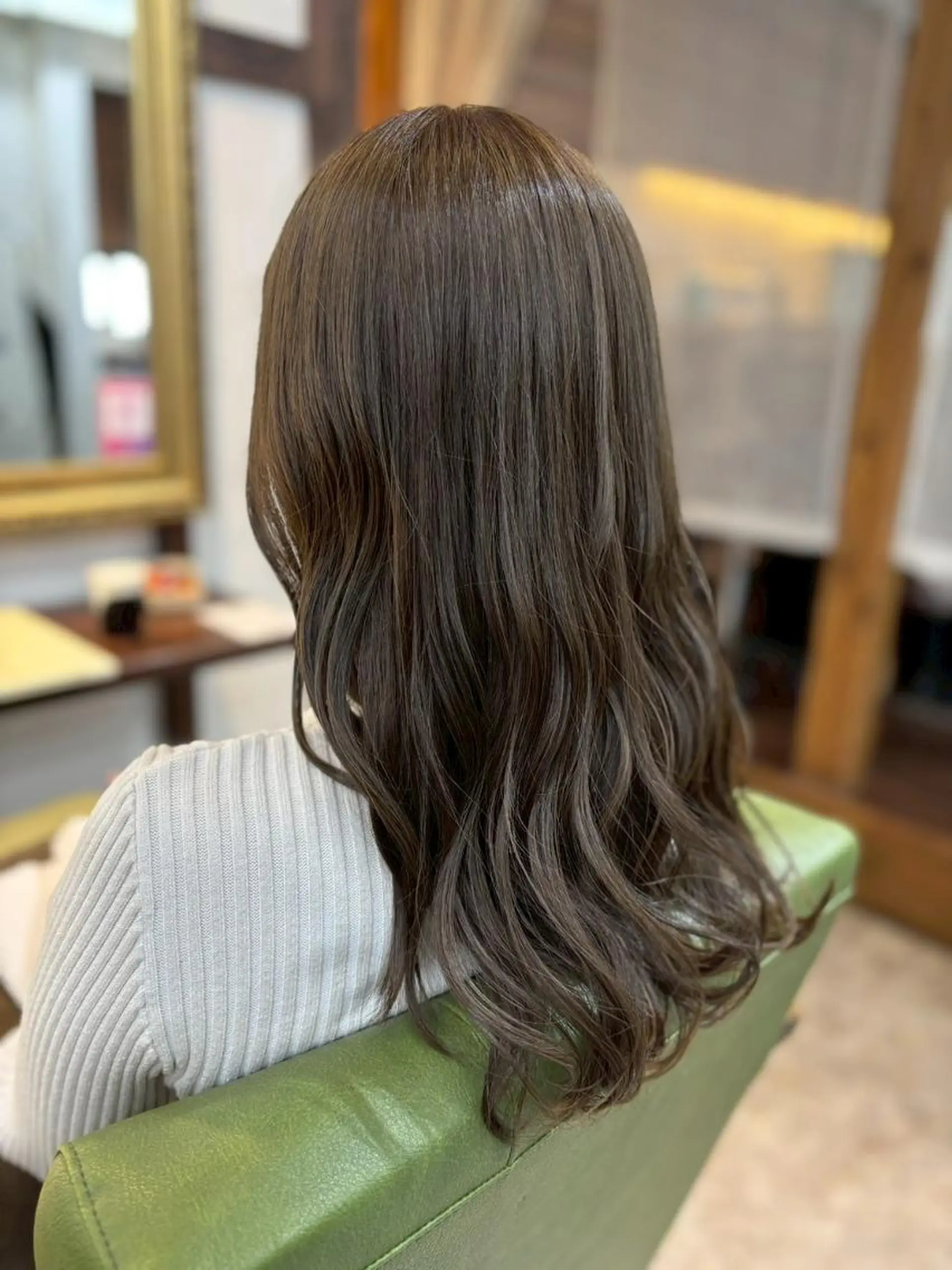 セミロング パーマ ショートボブ ボブ くびれヘア 顔周りカット カット ヘアカラー トリートメント newi saLyu ネウィ　サリューのヘアスタイル