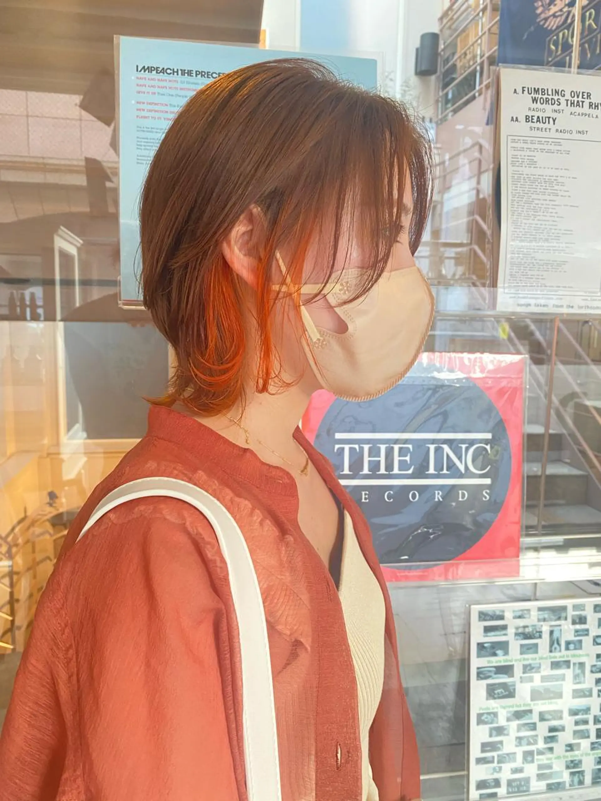 ショート カラー オレンジ ショートヘア ウルフカット 今出 りょうやのヘアスタイル