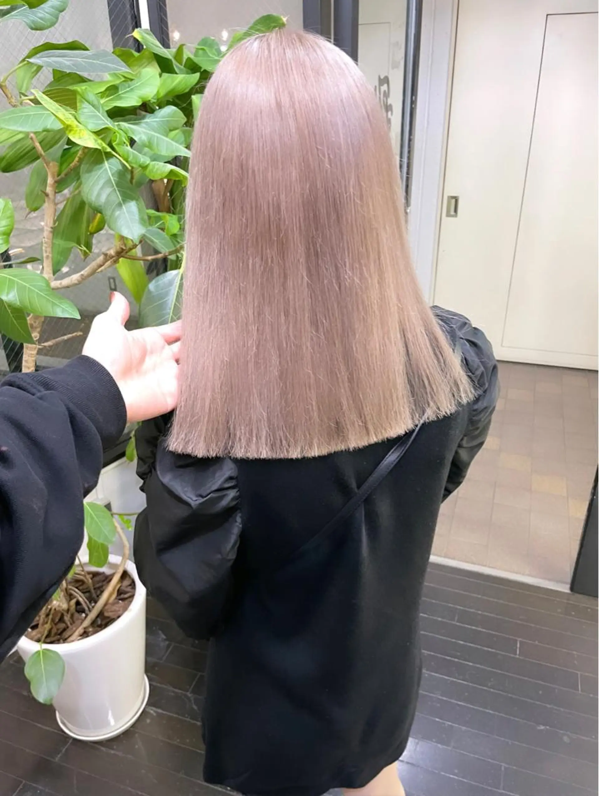 セミロング ヘアカラー 有人/バレイヤージュ /シャドールーツのヘアスタイル