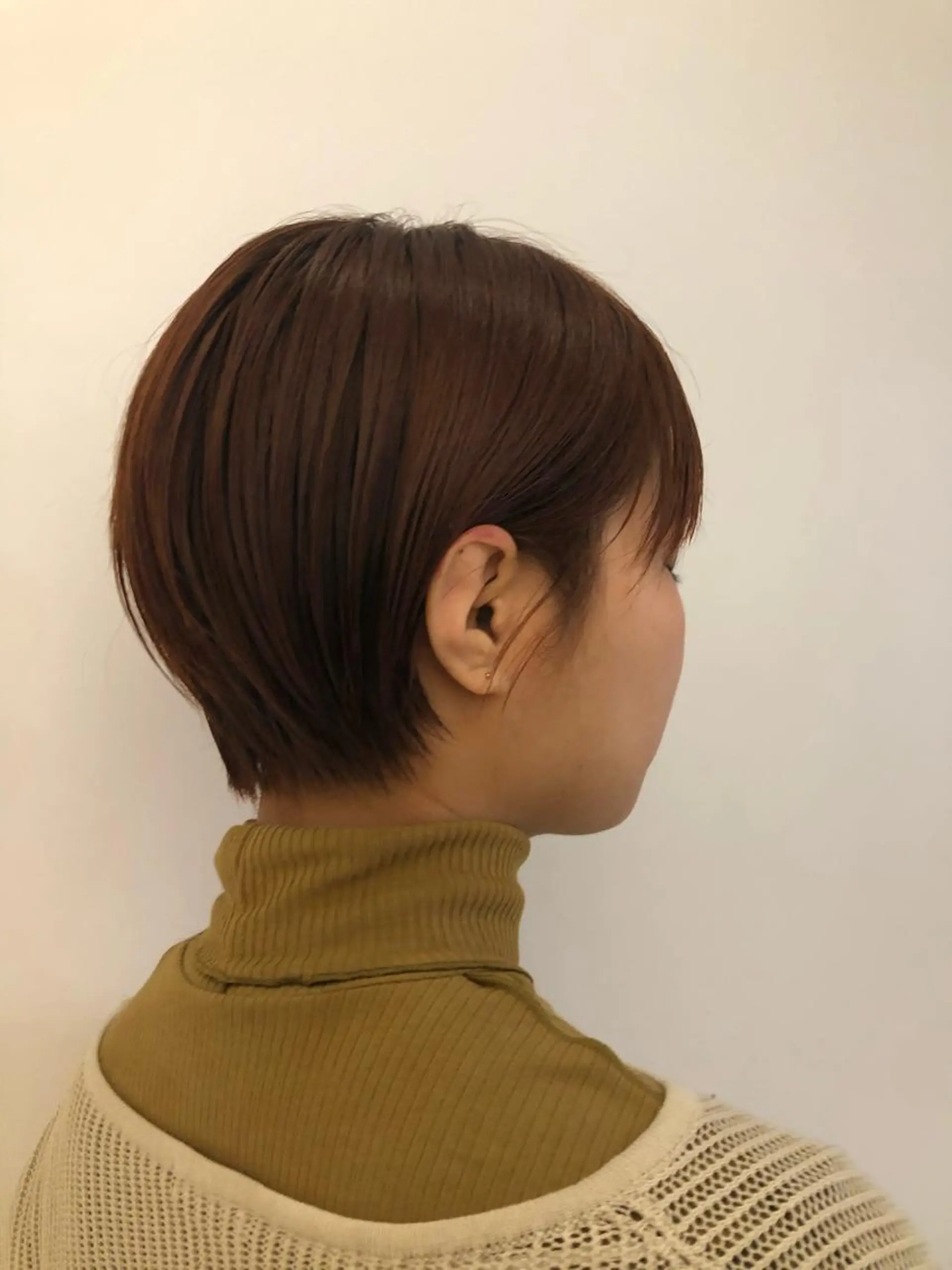 ショート カラー 斉藤 瑞恵のヘアスタイル