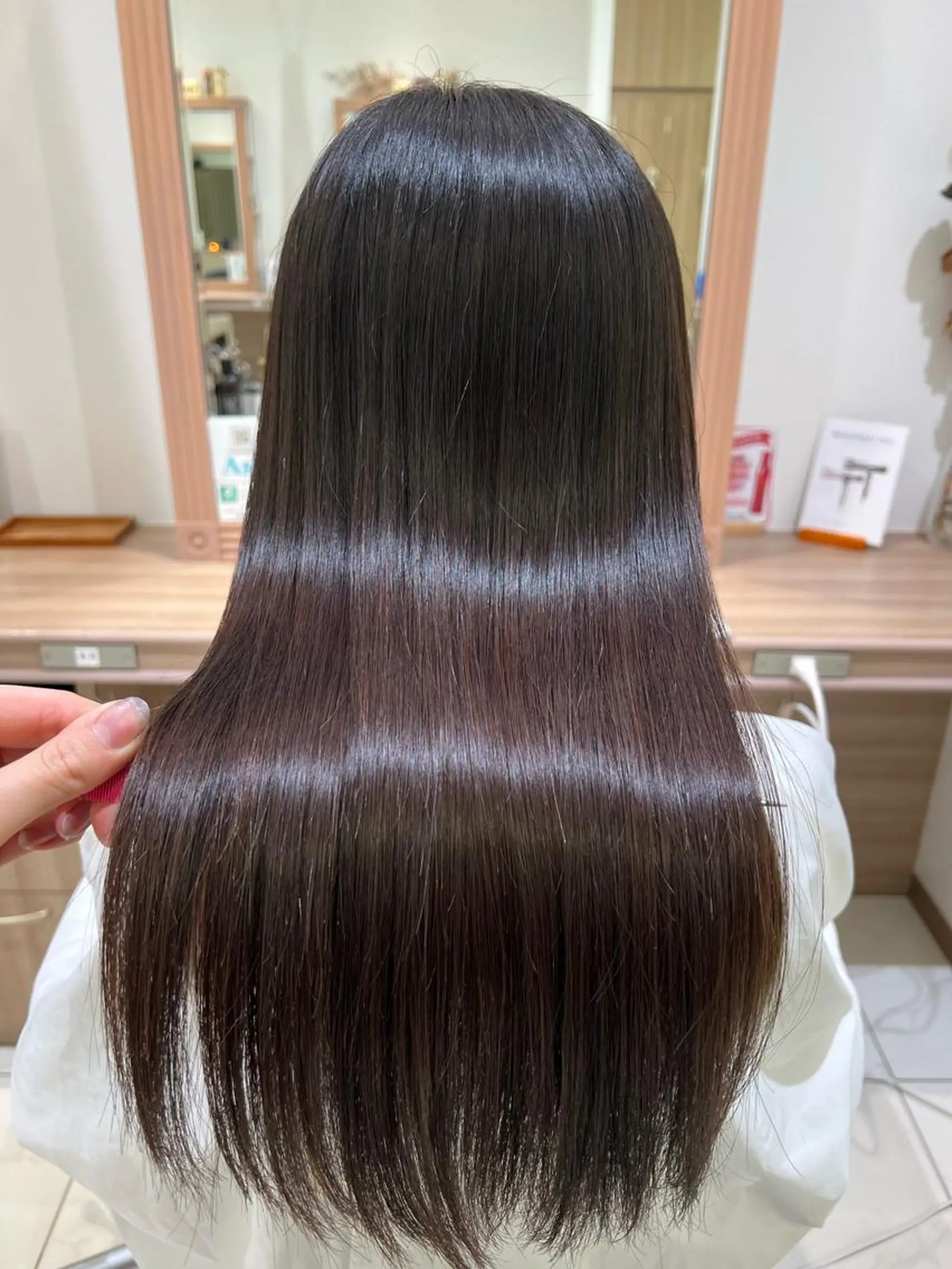 セミロング カット ヘアカラー 縮毛矯正 トリートメント レイヤーカット// メイのヘアスタイル