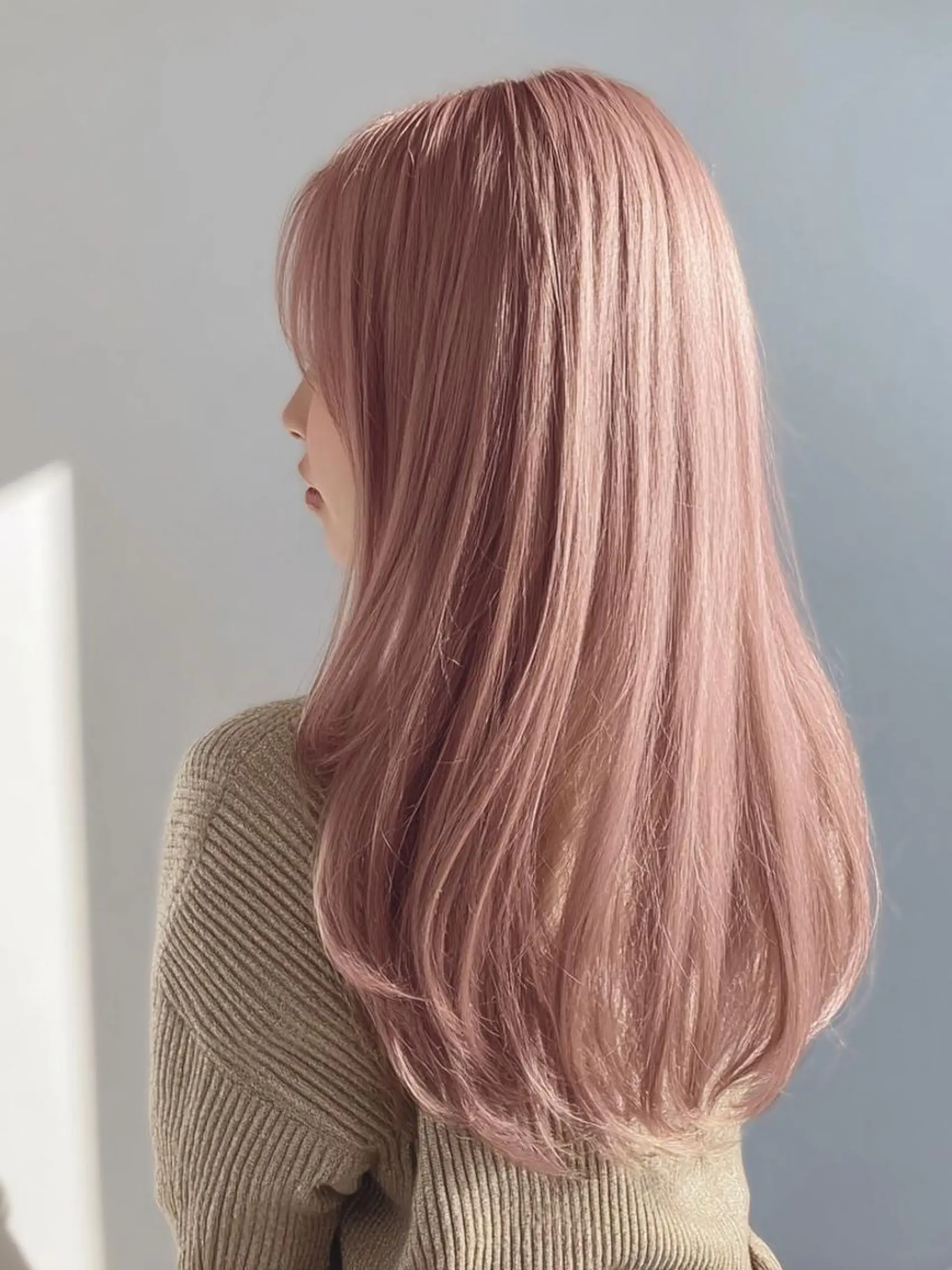 ミディアム ヘアカラー ❄️透明感カラー❄️ メンズ✂️TOWAのヘアスタイル