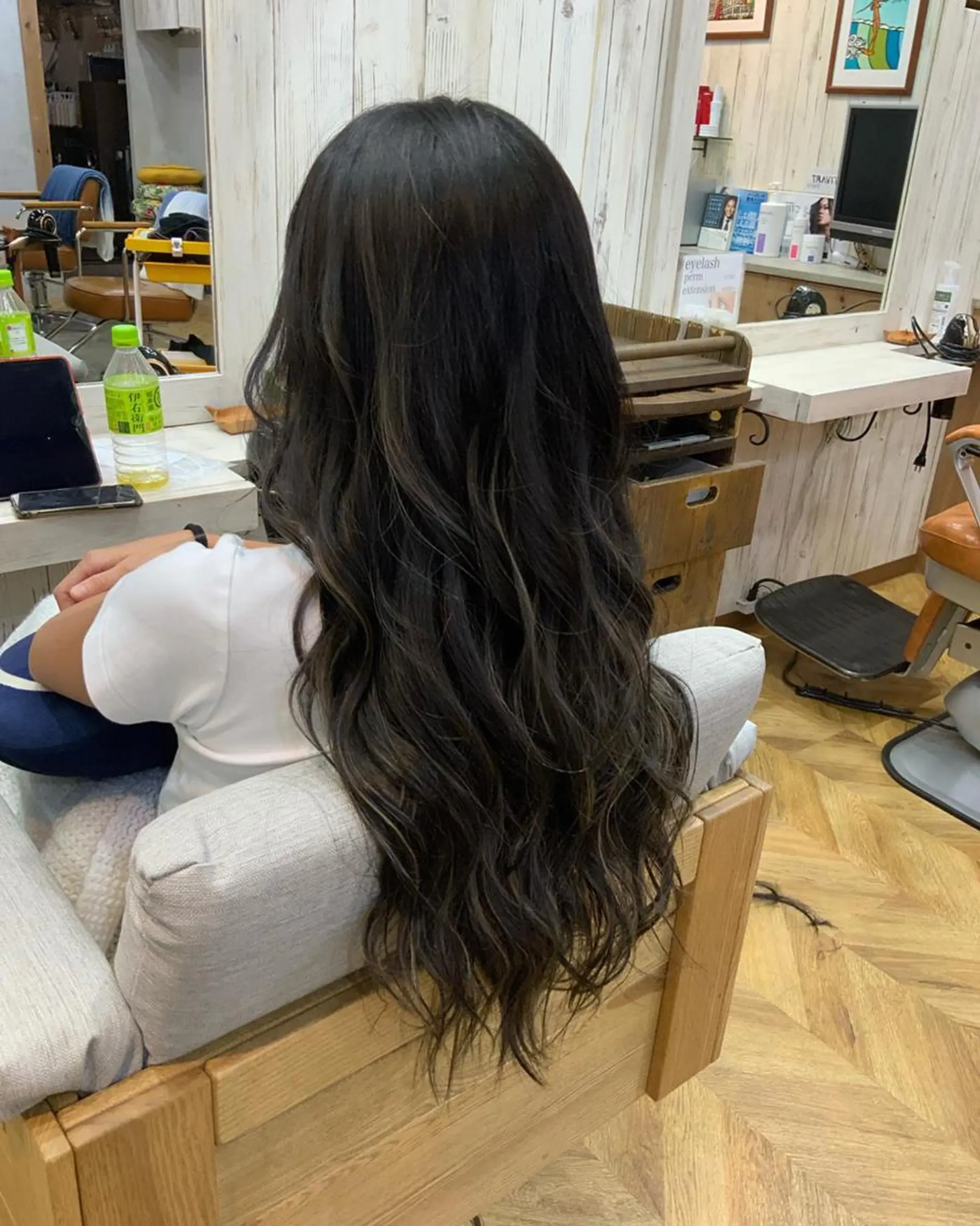 ショート カラー パーマ ヘアアレンジ メンズ キッズ ネイル マツエク・マツパ Saffyハリウッド トリートメント◎のヘアスタイル