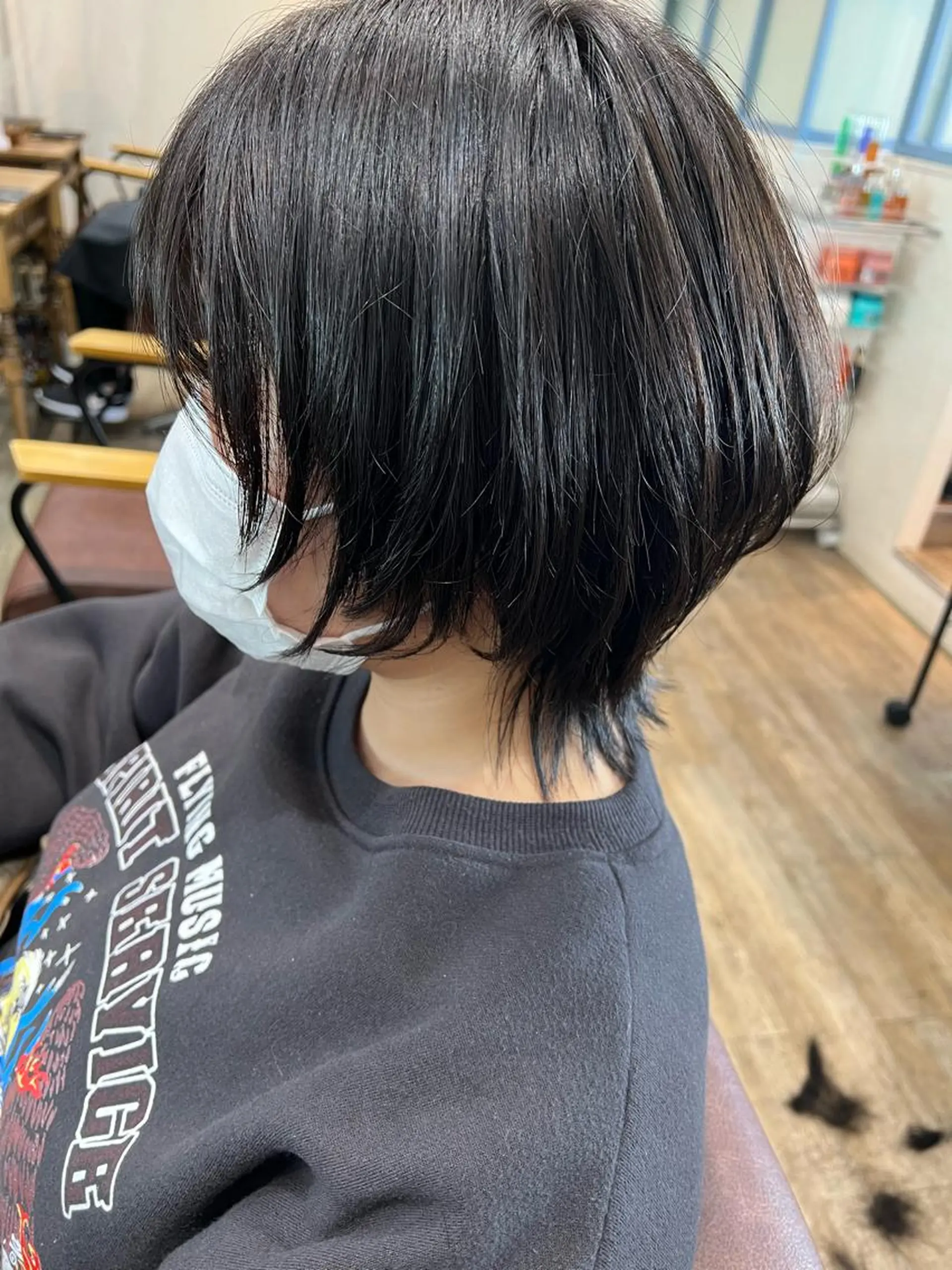 セミロング カラー くびれヘア 顔周りカット レイヤーカット ウルフカット カット トリートメント ブリーチ/髪質改善/ レイヤー/YUTO‎のヘアスタイル