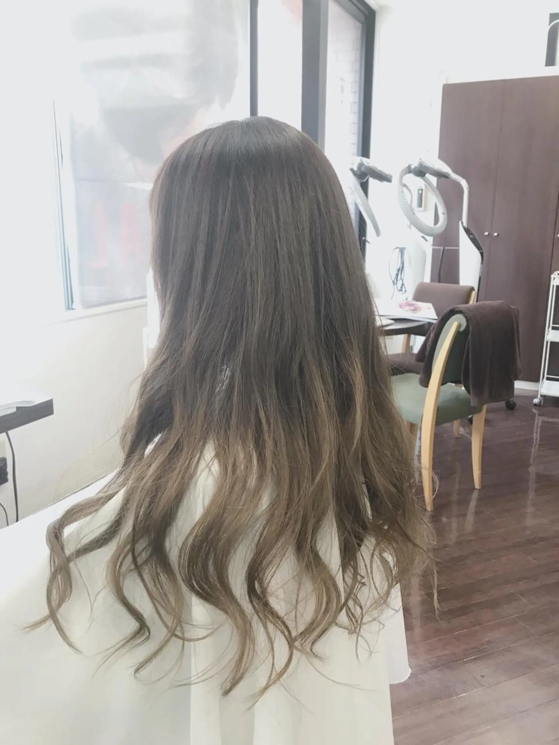 ロング カラー 長内 大明のヘアスタイル