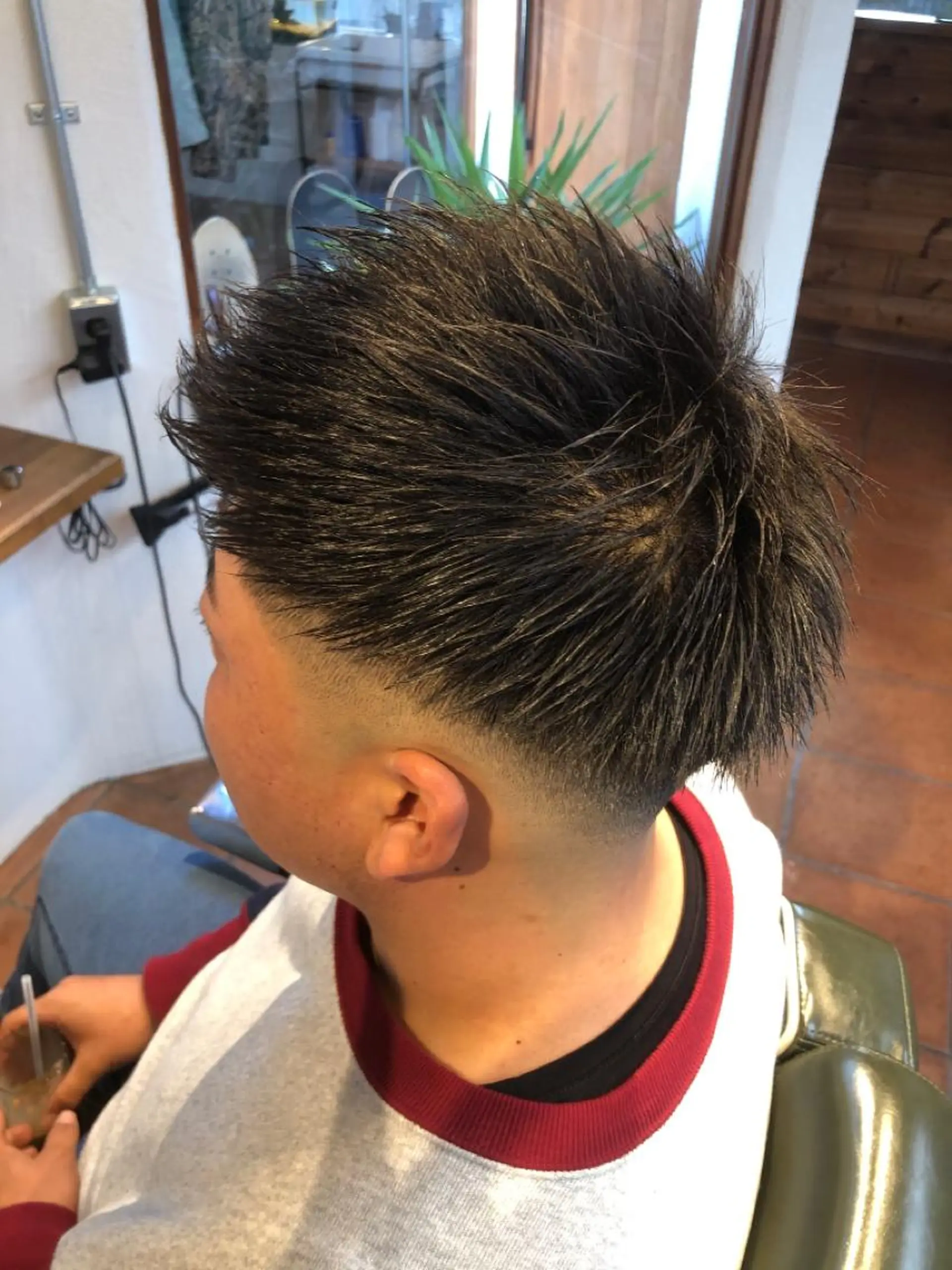 ショート メンズ フェードカット スキンフェード カット 冨士川 英樹のヘアスタイル