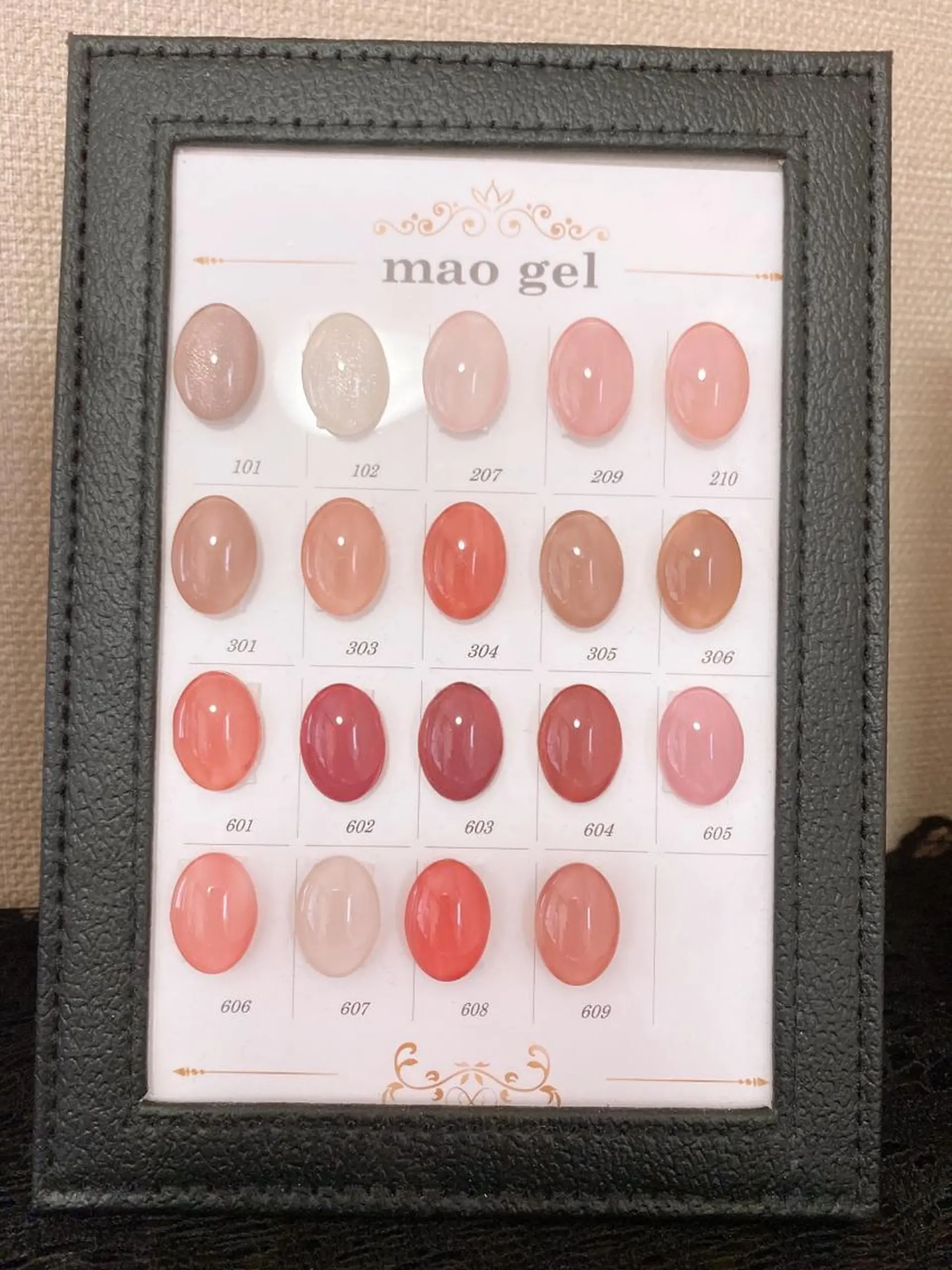 ネイル フットネイル ジェルネイル グリーン ブライダルネイル ハンドネイル 36周年トータルビューティーサロンmyroom所属・42周年ビューティ myroomのエステ・リラクイメージ