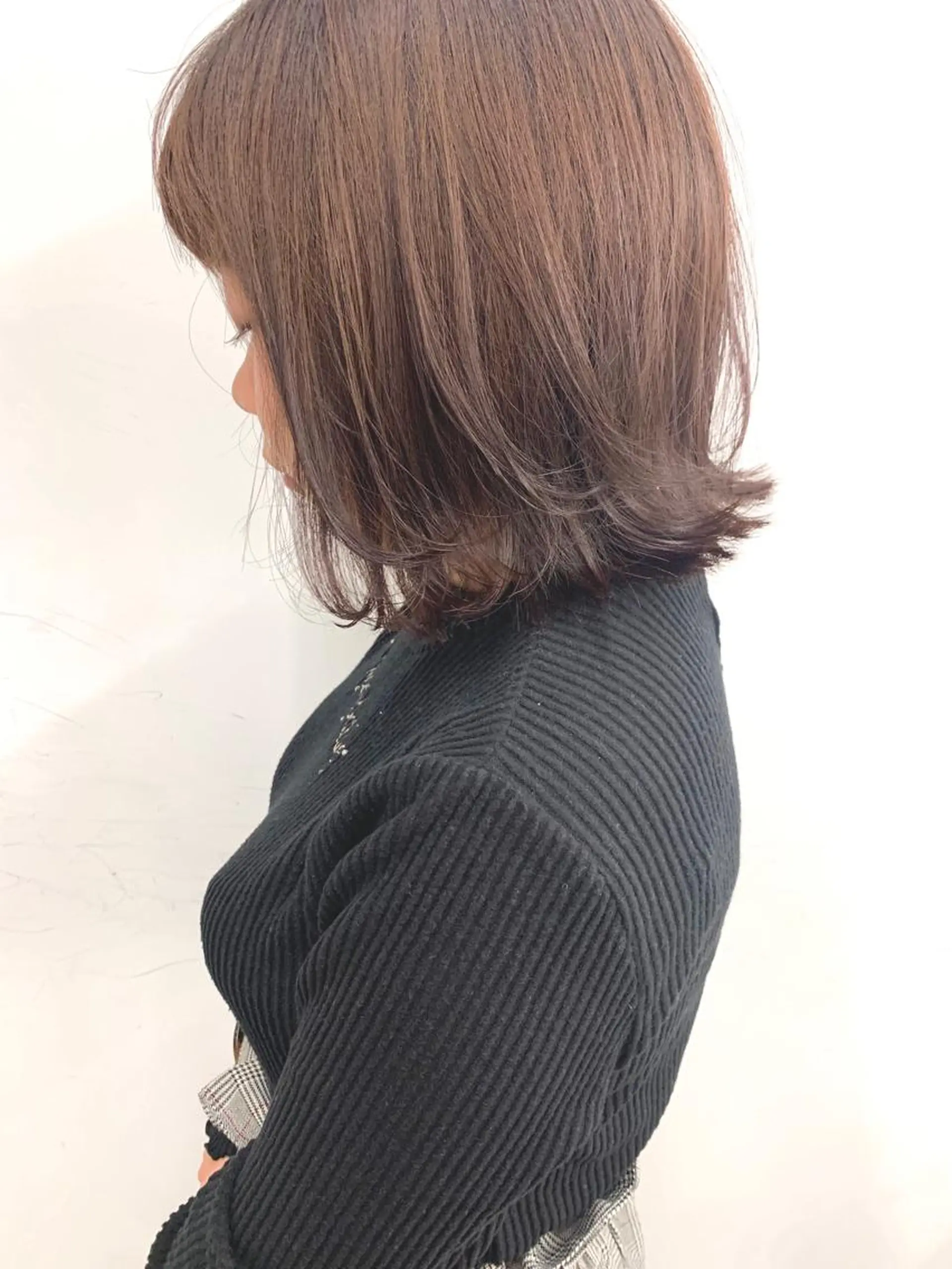 ミディアム leben serikaのヘアスタイル