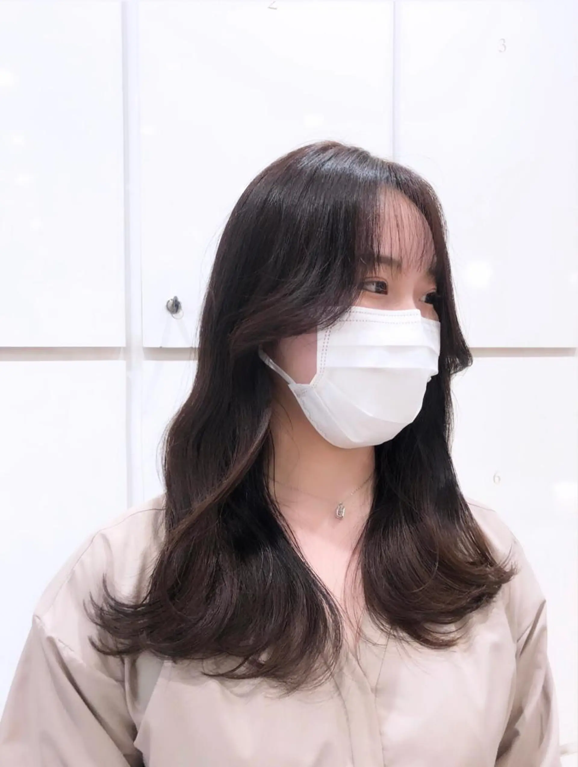 ロング カラー ブリーチ 透明感カラー ブリーチなしカラー 顔まわりレイヤー 顔周りカット マツパ♡アイブロウ 南草津のマツエク・マツパデザイン