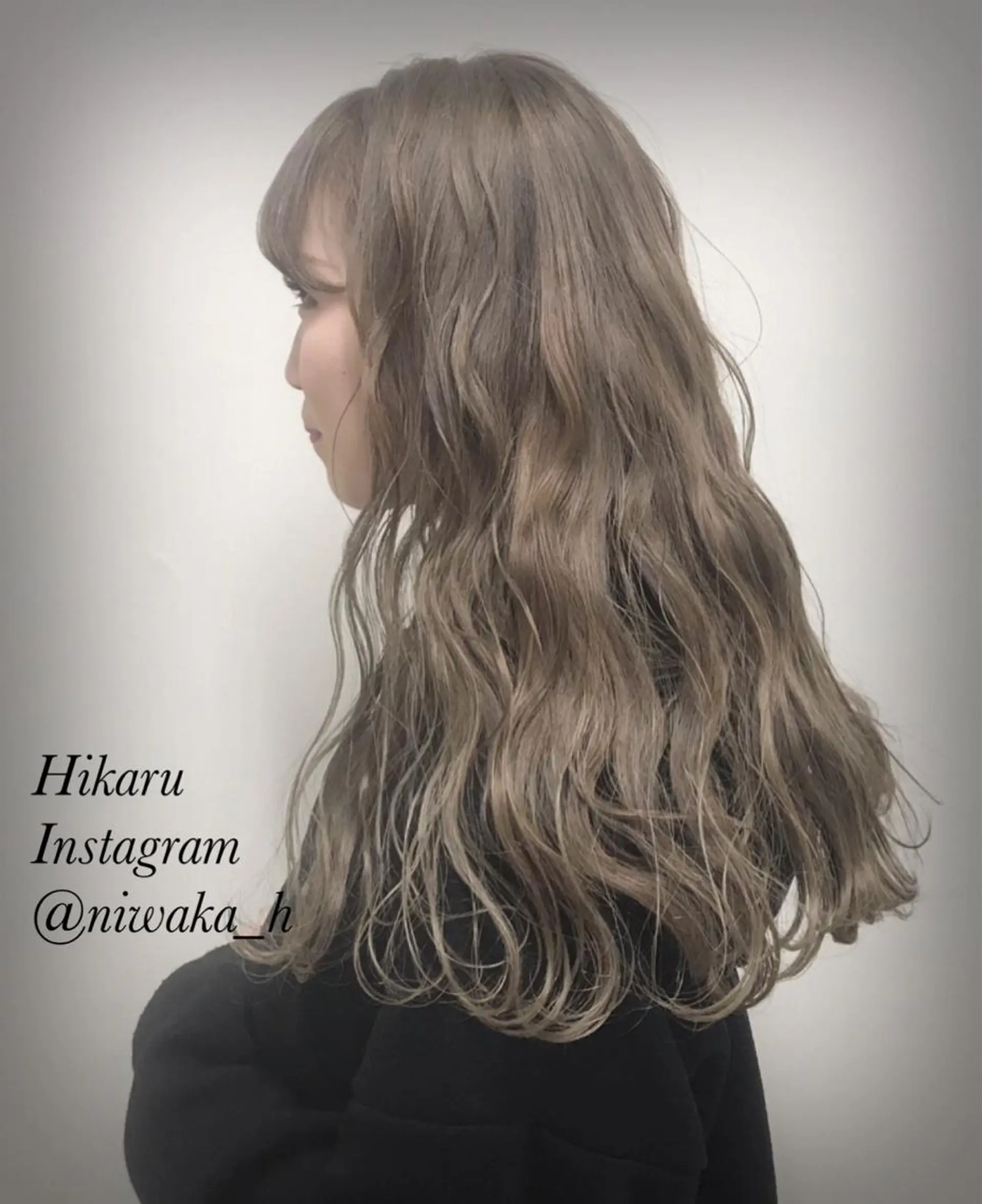 ロング カラー ダブルカラー グレージュ ハイトーンカラー ハイトーングレージュ エリアNo.1カラー ⭐️hikaru⭐️のヘアスタイル