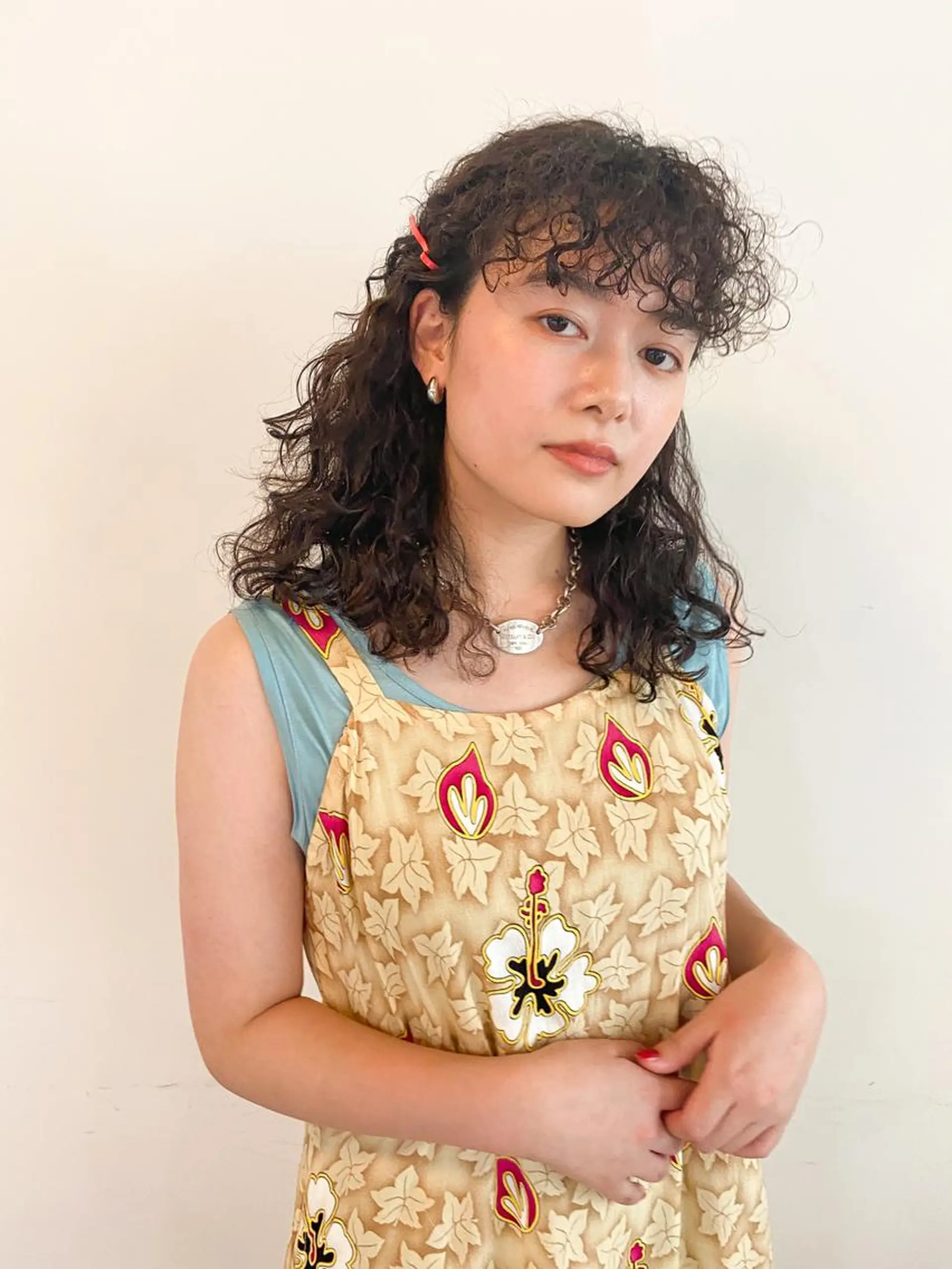 セミロング カラー パーマ ヘアアレンジ メンズ キッズ ネイル マツエク・マツパ メンズパーマ セミロングパーマ パーマスタイル🔅 sayacaのヘアスタイル