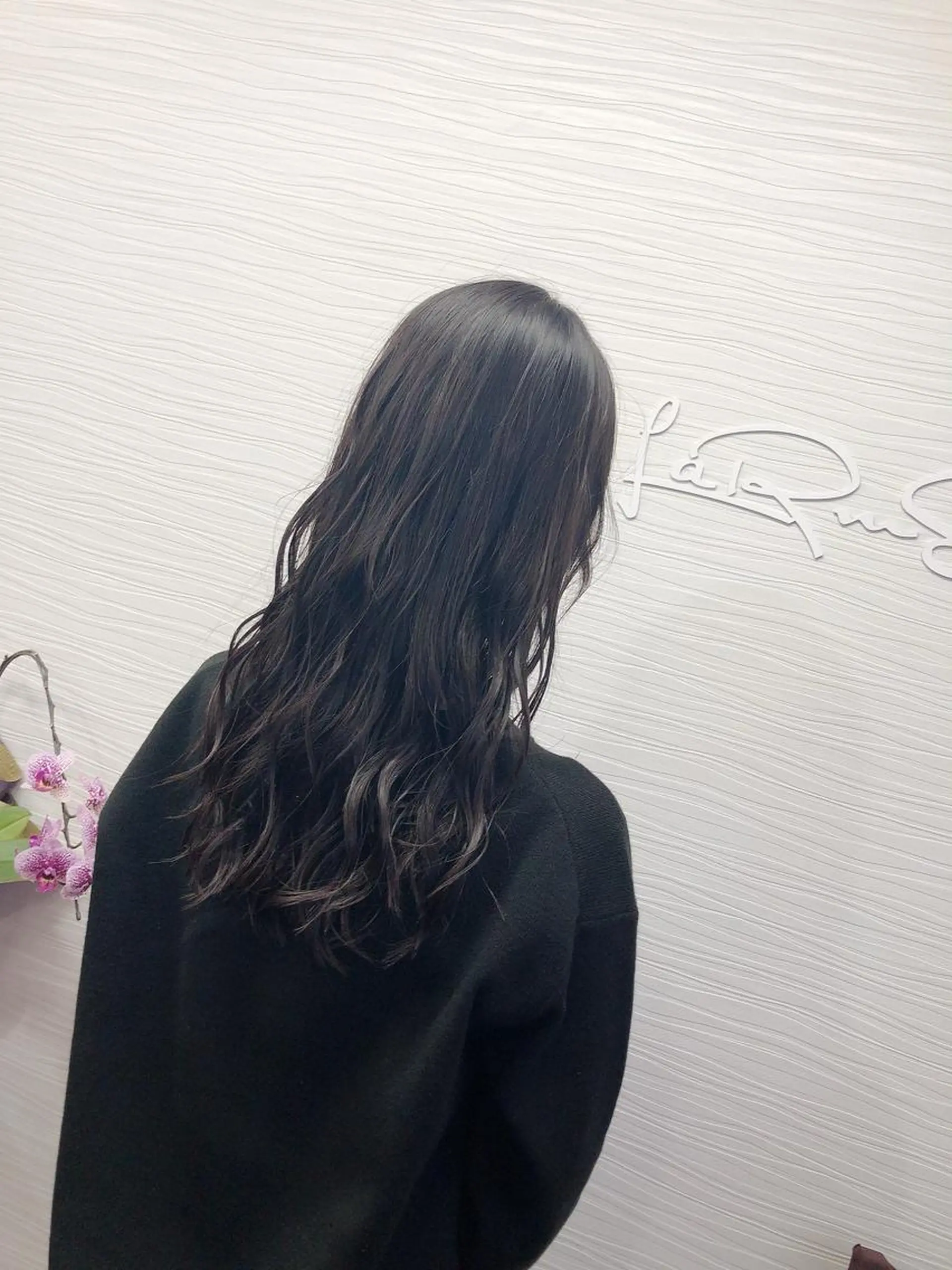 ロング カラー パーマ カット パーマ トリートメント LaRmE Ayumi.のヘアスタイル