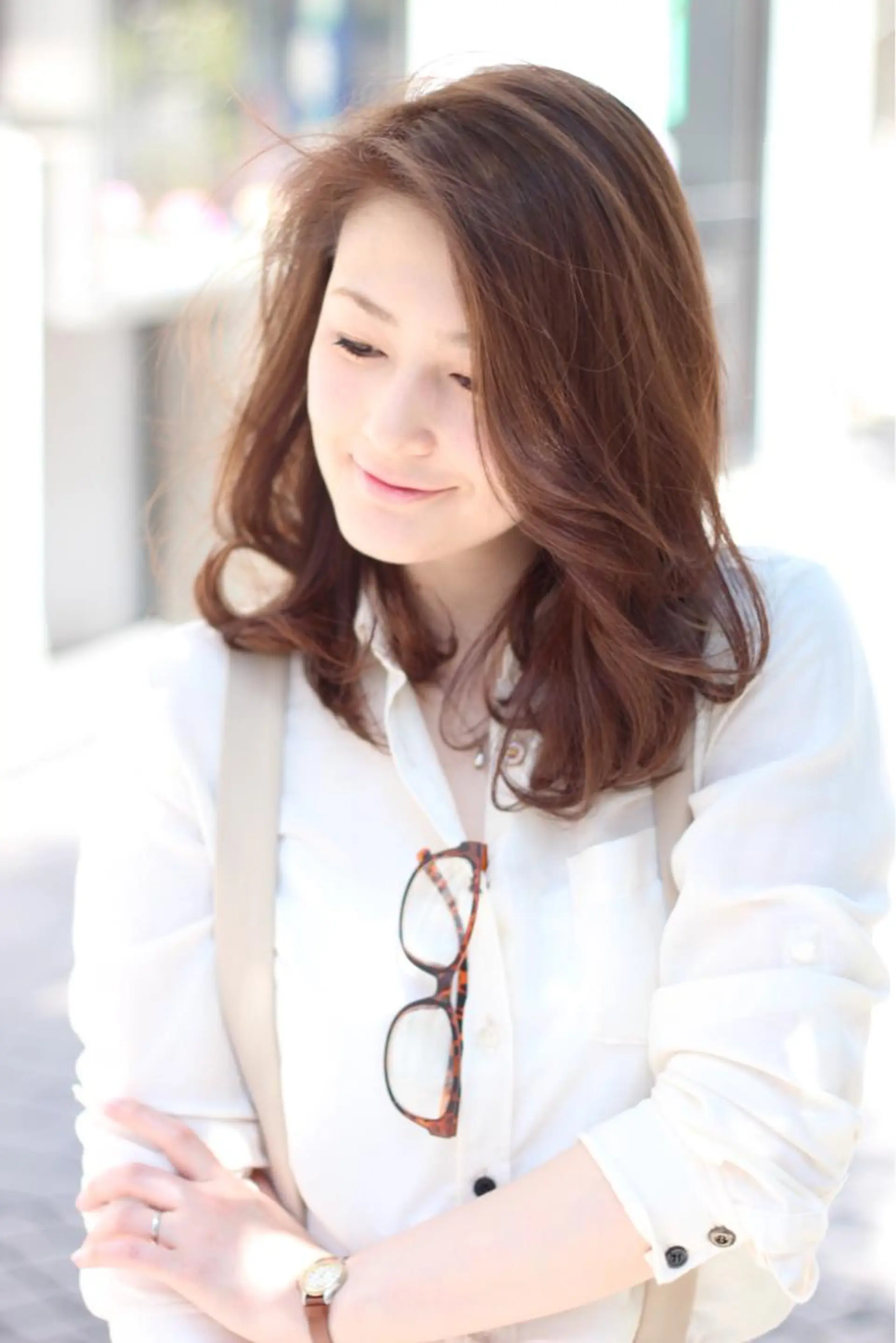 ミディアム セミロング カラー パーマ 成松 勇治のヘアスタイル