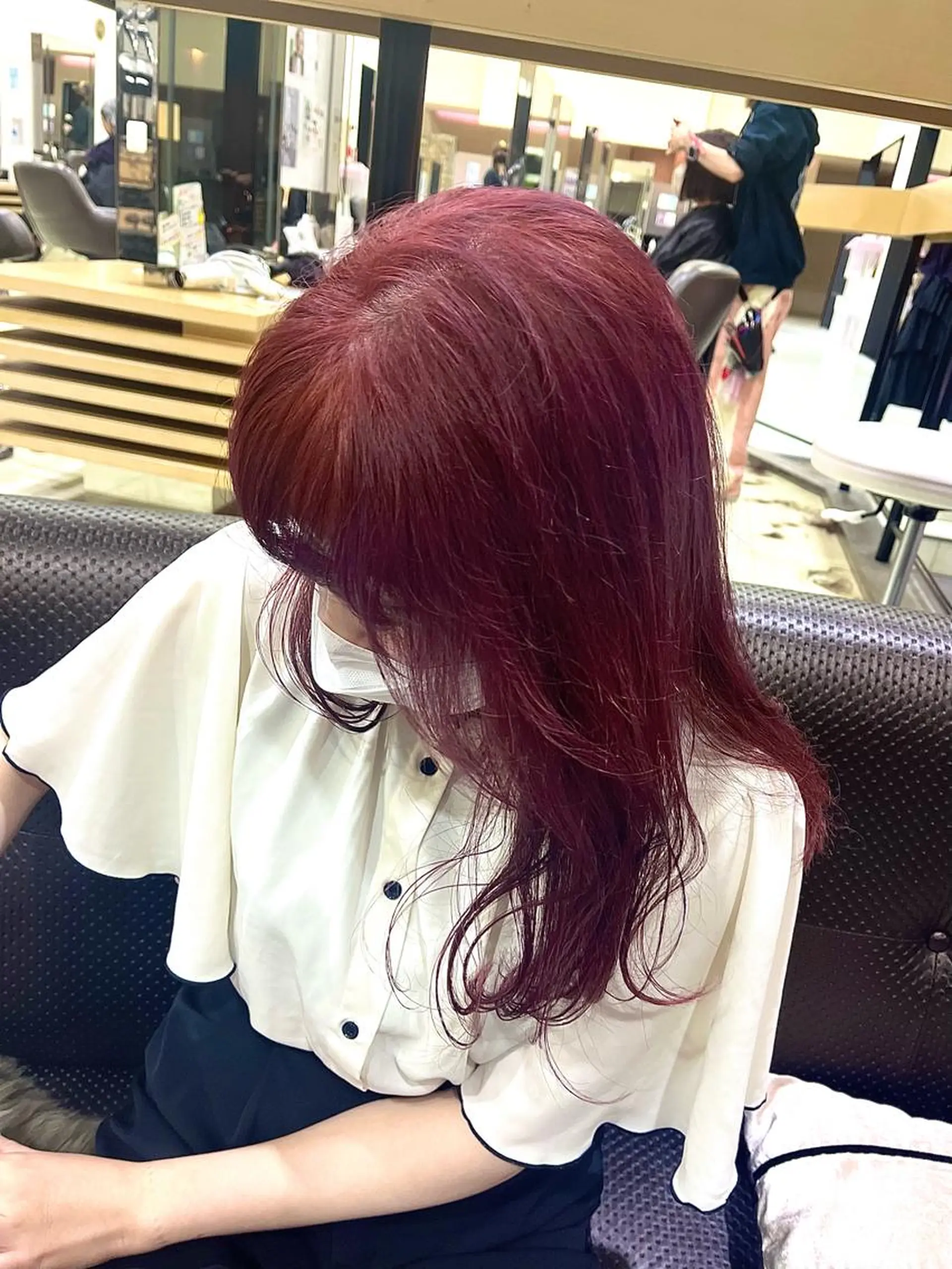 セミロング カラー カット ヘアカラー トリートメント 海外girl🤎 透明感ベージュmaoのヘアスタイル