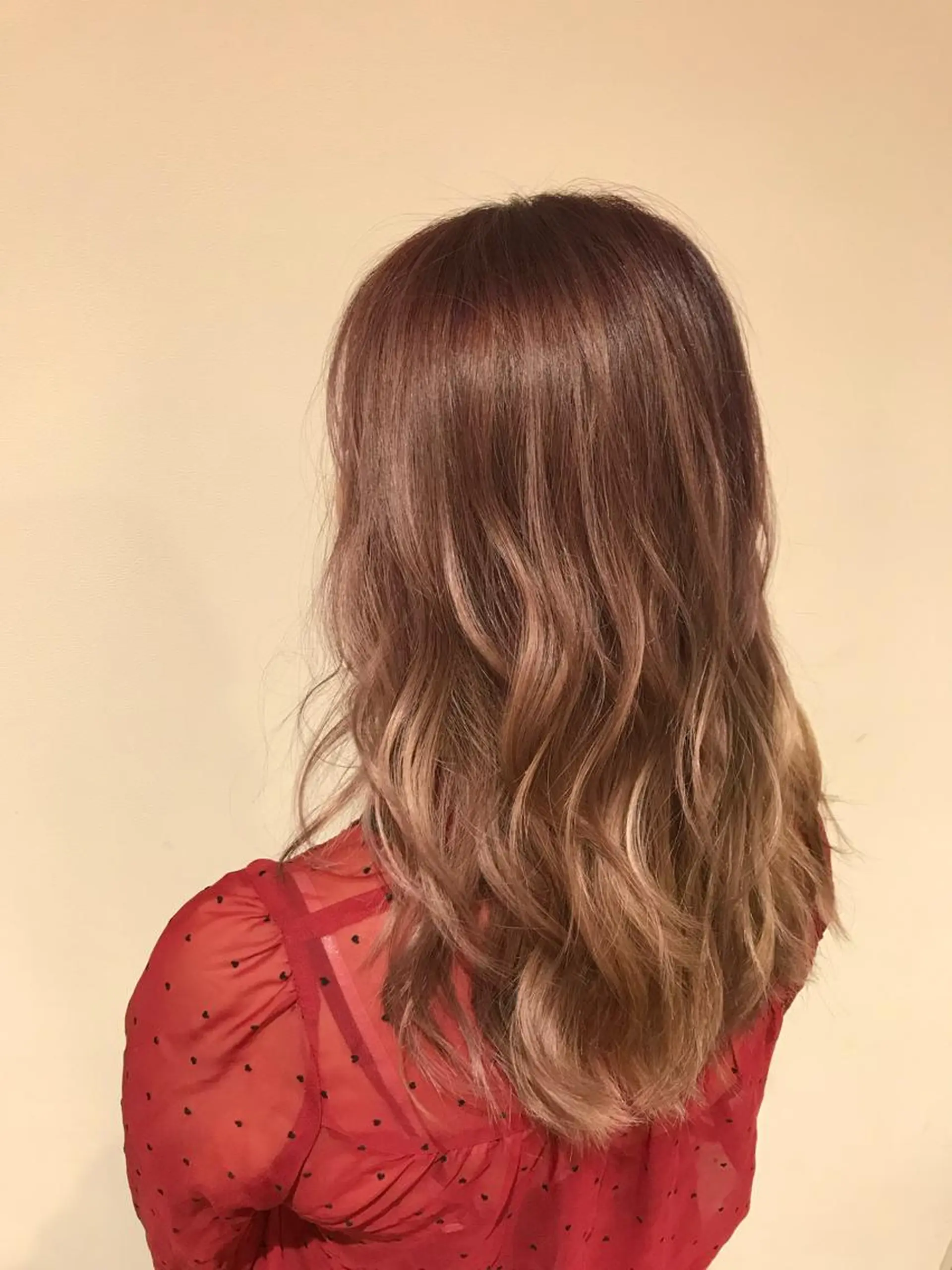 セミロング カラー AMI Hair  supply所属・髪質改善カラー韓国風 レイヤーtudaのヘアスタイル