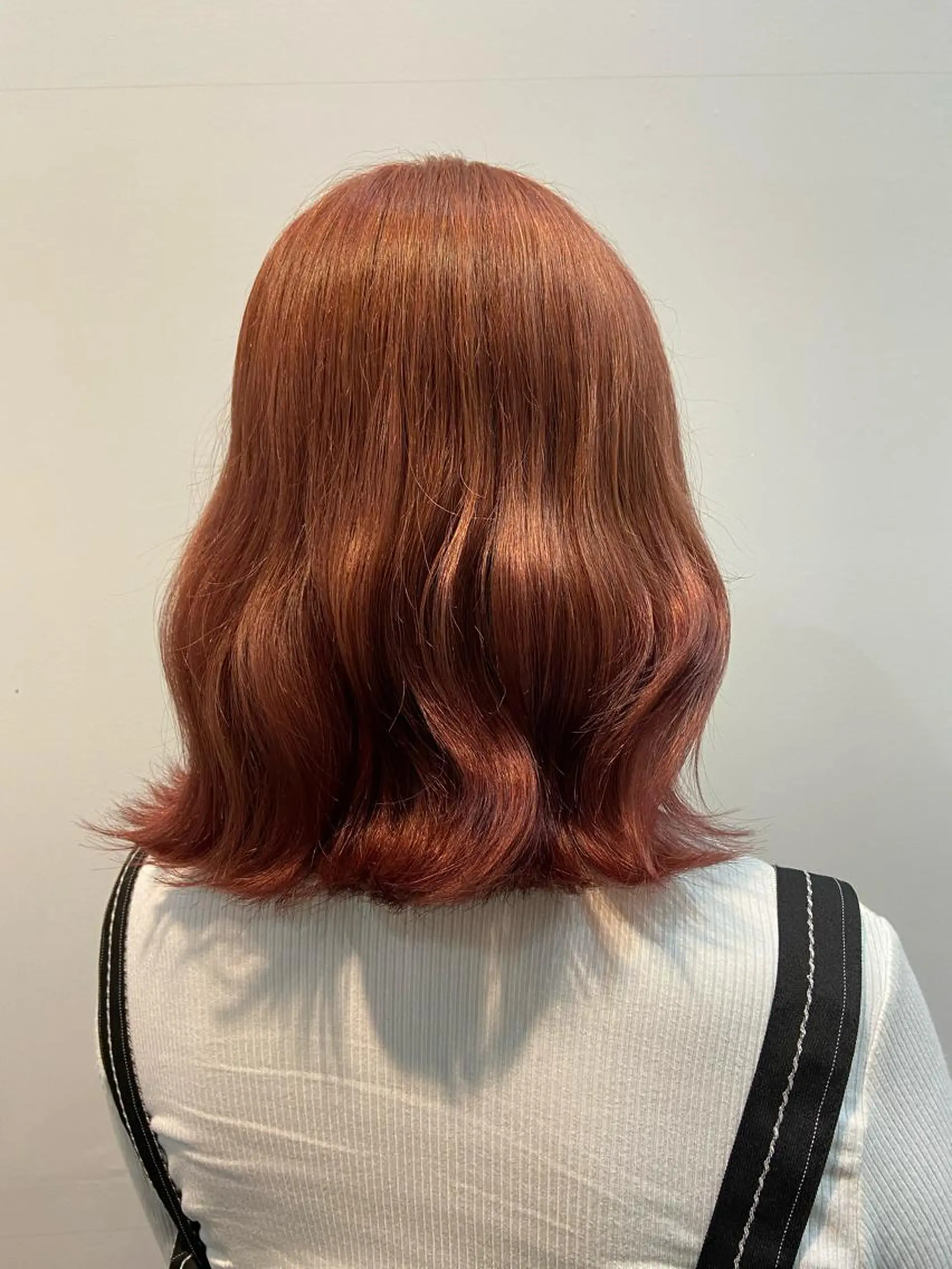 ミディアム カラー ブラウンカラー ピンクカラー ピンクブラウン AIRI/難波/ ハイトーン/髪質改善のヘアスタイル