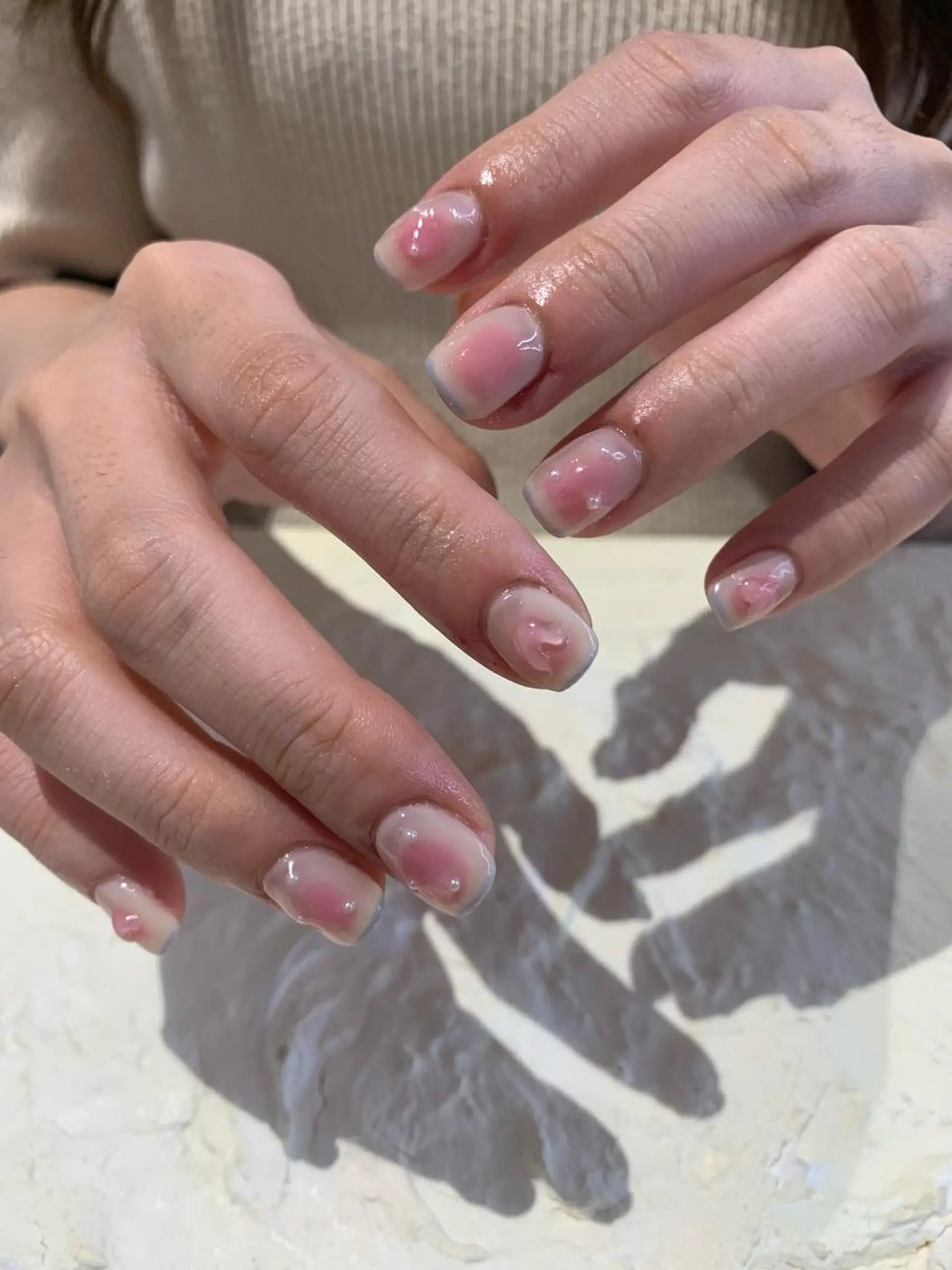 ネイル チークネイル マキノ ユイのネイルデザイン