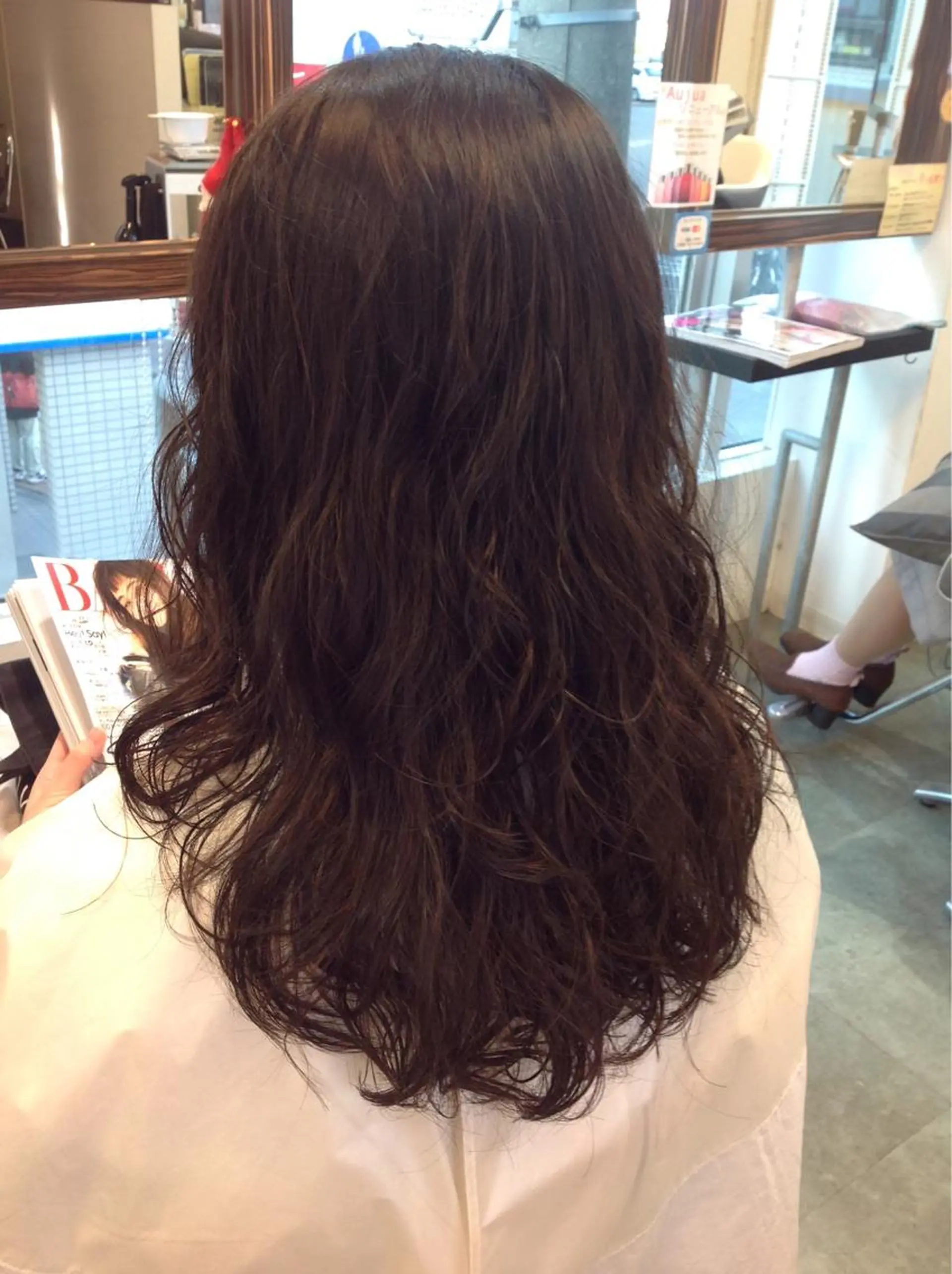 ロング パーマ ロング 榎園 由美のヘアスタイル