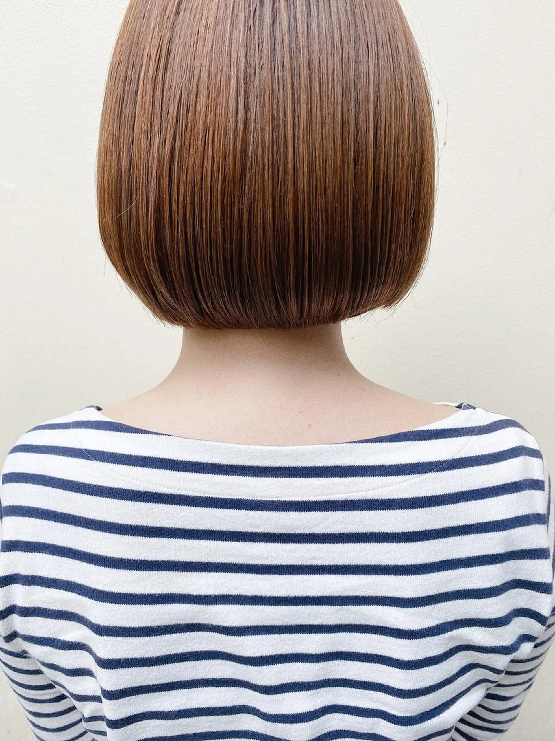 ショート ボブ 高浜 夕海のヘアスタイル