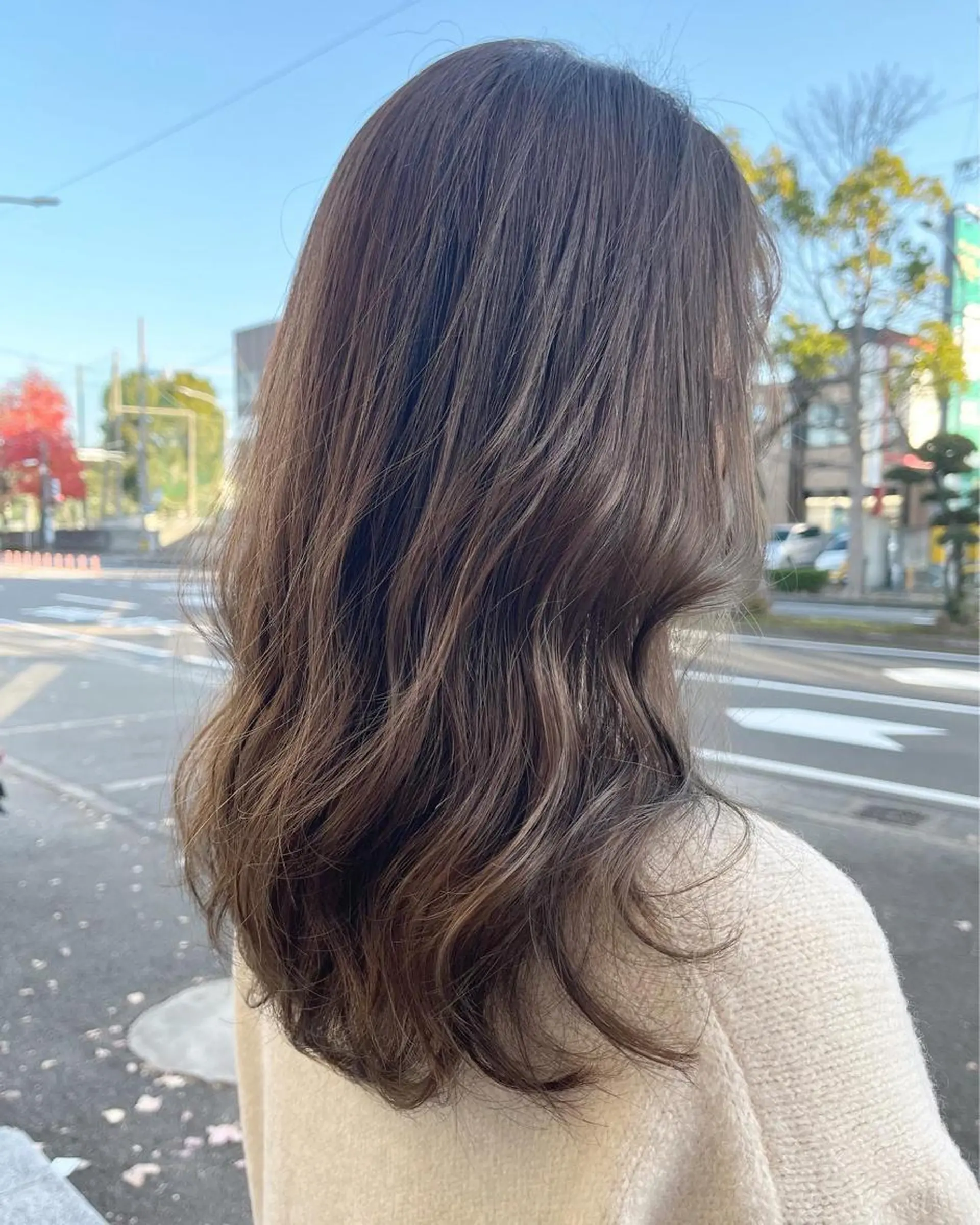 セミロング mako🌷ミニモ 限定クーポン多数🆕のヘアスタイル