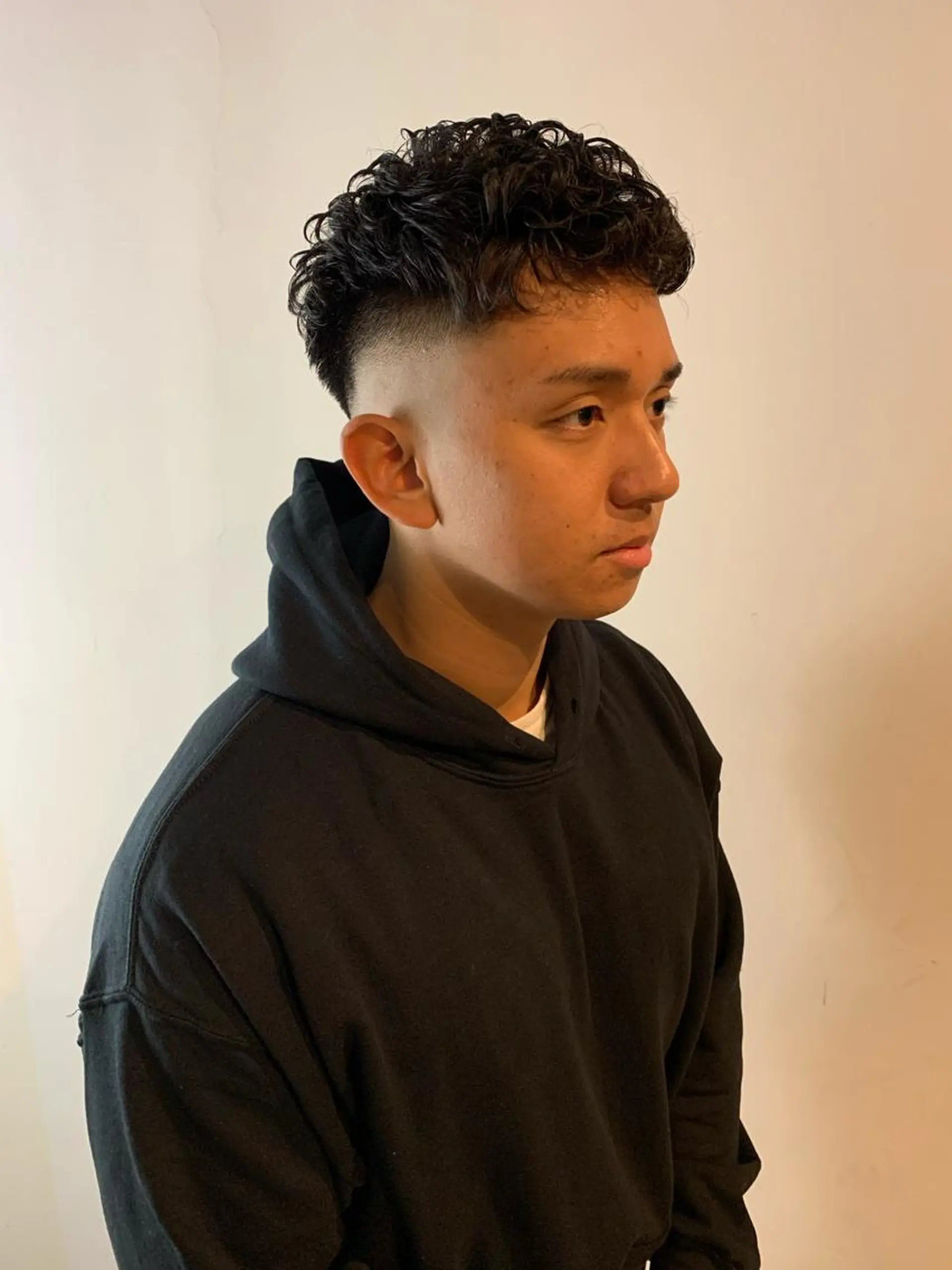 ショート パーマ メンズ 田中 千恩のヘアスタイル