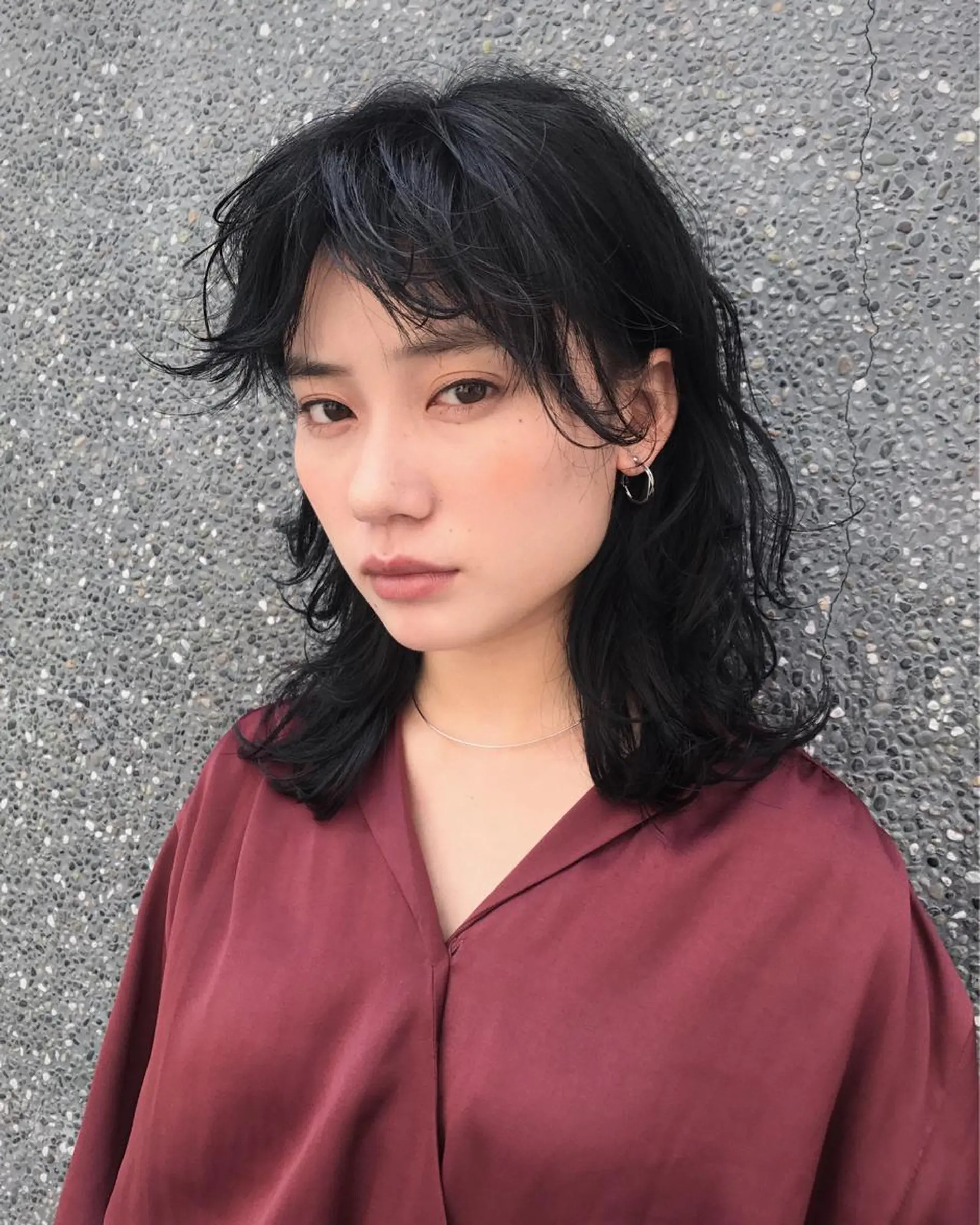 ミディアム カラー パーマ ヘアアレンジ ウルフカット カット トリートメント 松田 亮葉のヘアスタイル