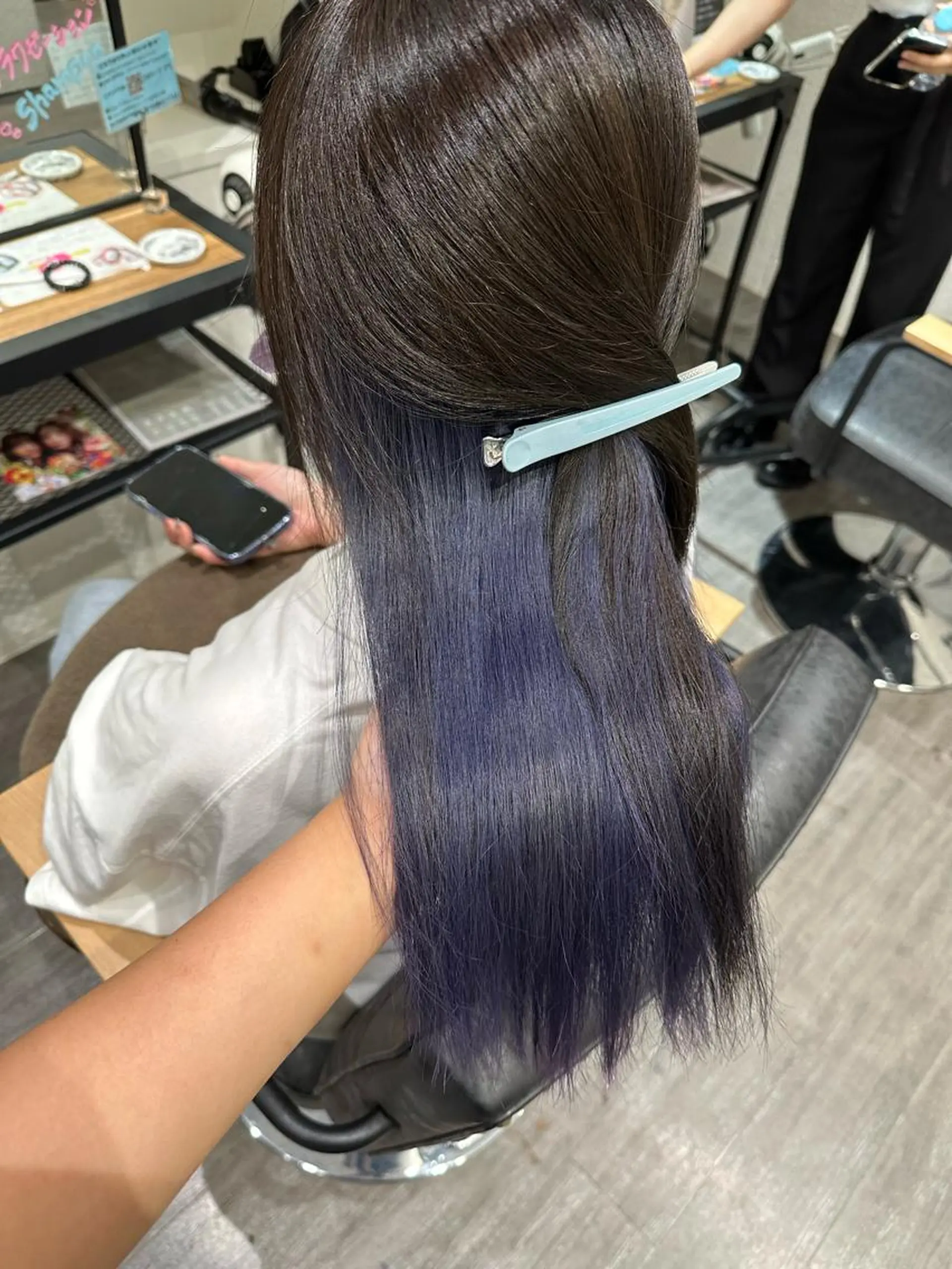 セミロング カラー ブルーカラー ラベンダーカラー 艶髪レイヤー上田 紗也🇰🇷💗のヘアスタイル