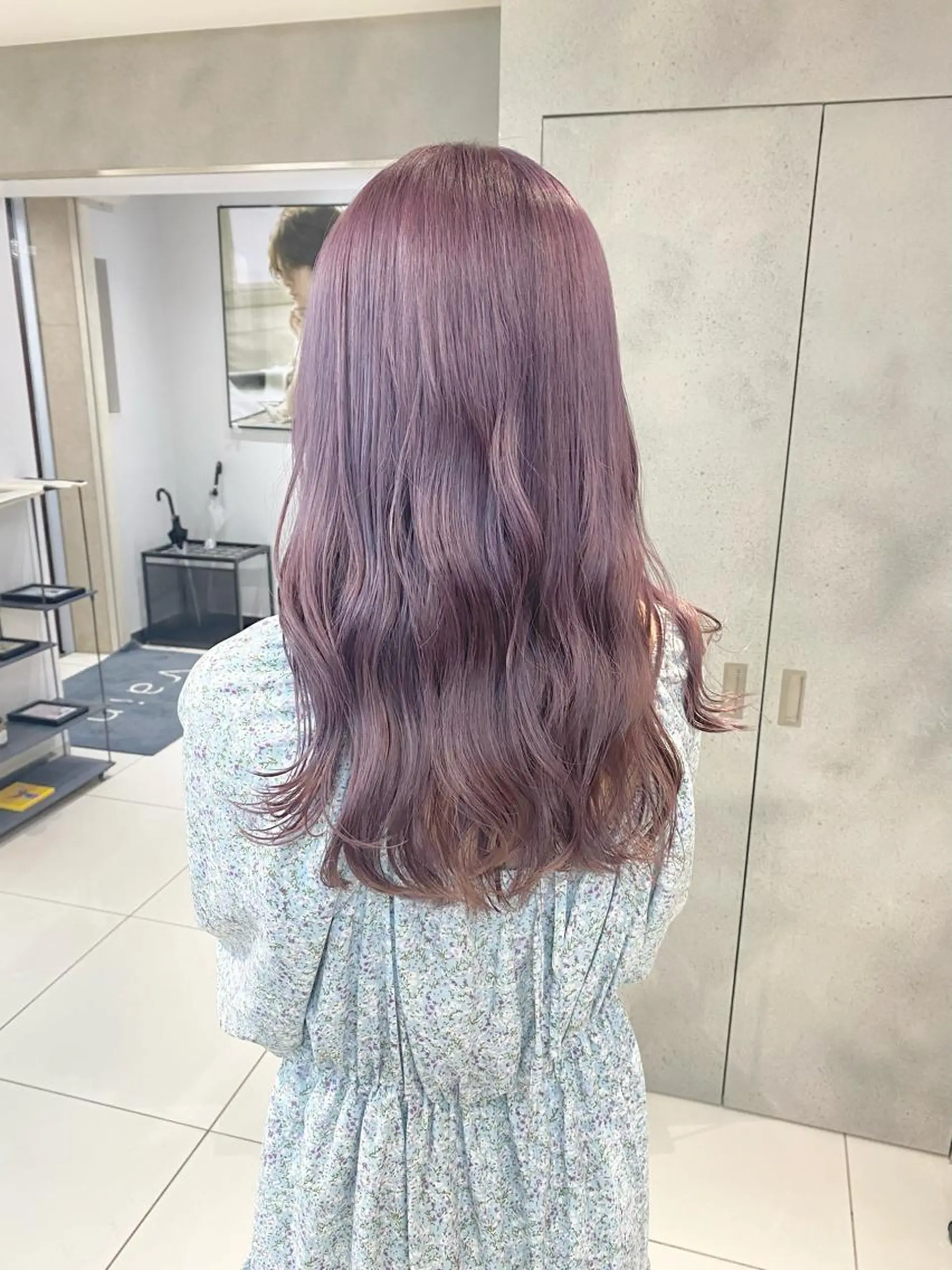 ロング カット ヘアカラー トリートメント 顔周りの垢抜けヘア 立山あいりのヘアスタイル
