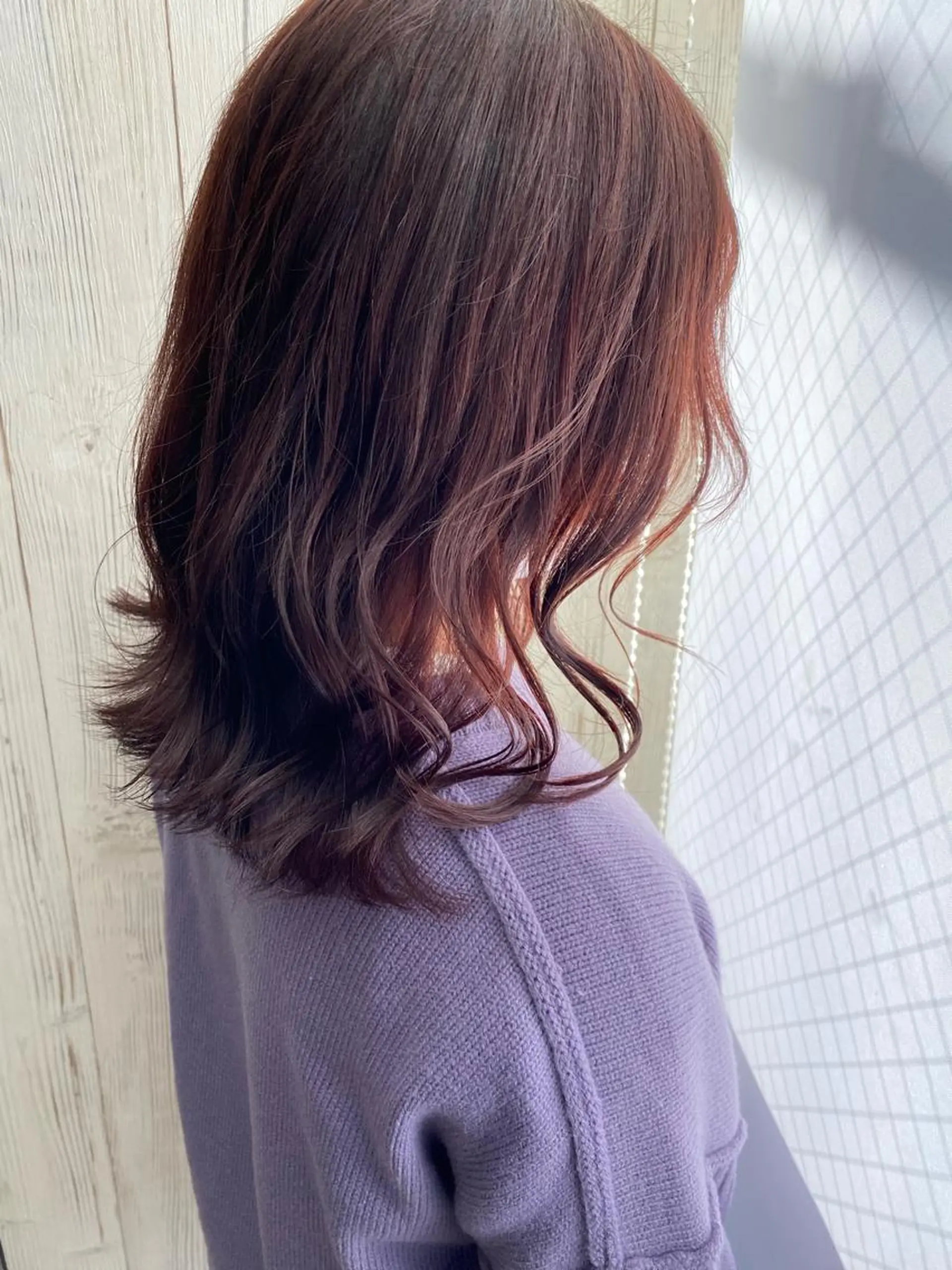 ミディアム カラー ヘアアレンジ ネイル マツエク・マツパ インナーカラー くびれヘア 外国人風カラー 学生 レイヤーカット カット ヘアカラー 縮毛矯正 トリートメント 夜23時まで予約🉑 reverieあきらのヘアスタイル