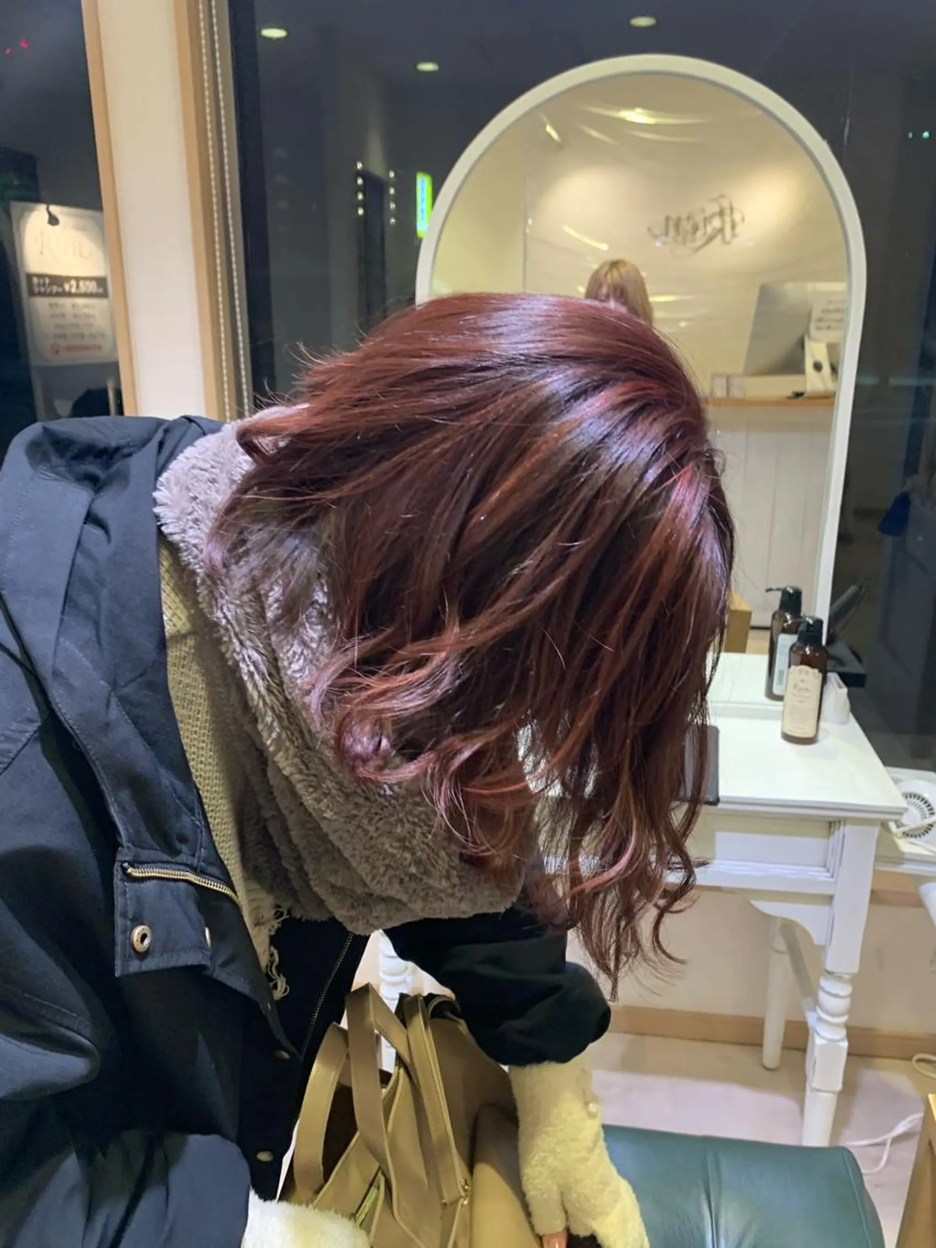 ショート カラー ブリーチ ハイライトカラー ピンクカラー ハイライト 🍳しながわ はるか🍳のヘアスタイル