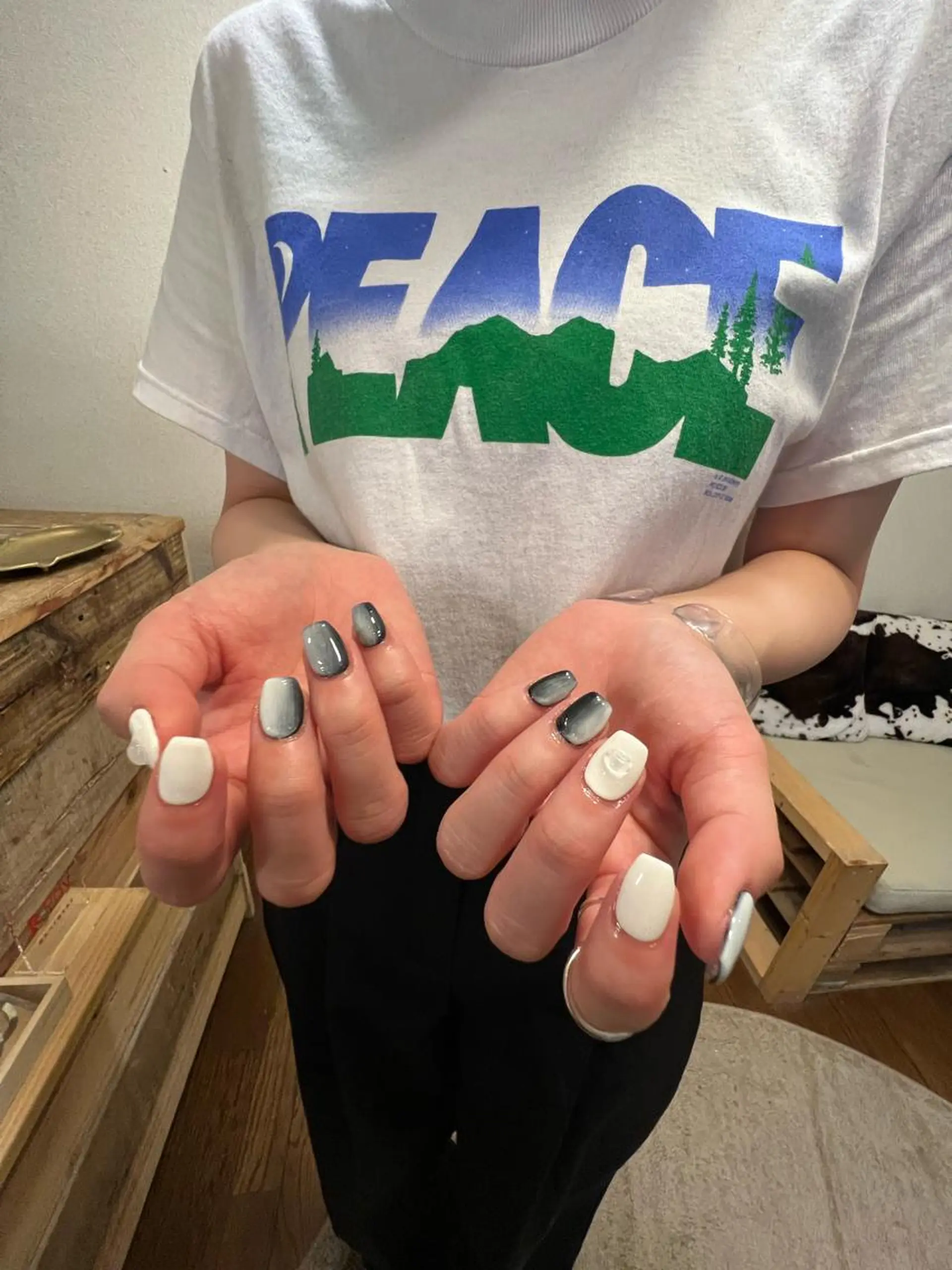 ネイル ハンドネイル フットネイル ハンドケア Miyagi Asamiのネイルデザイン