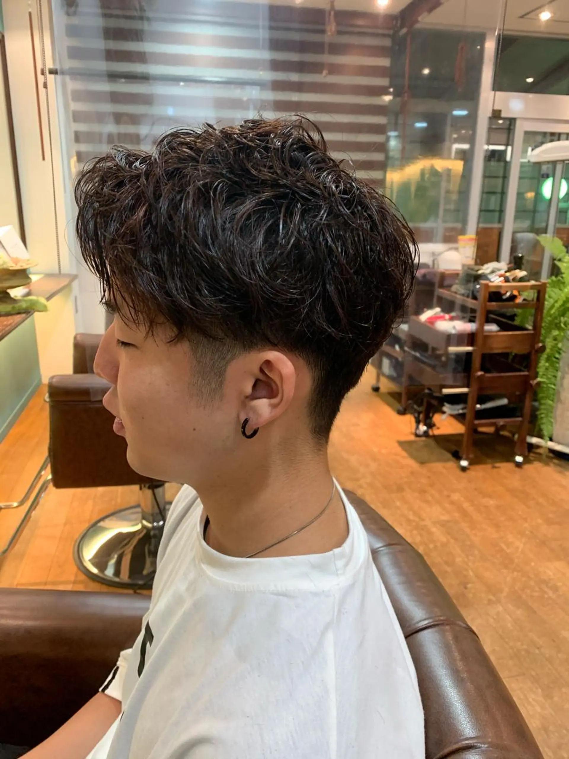 ショート メンズ マッシュ 刈り上げ かきあげバング ショートヘア カット特化美容師 齋藤桐のヘアスタイル