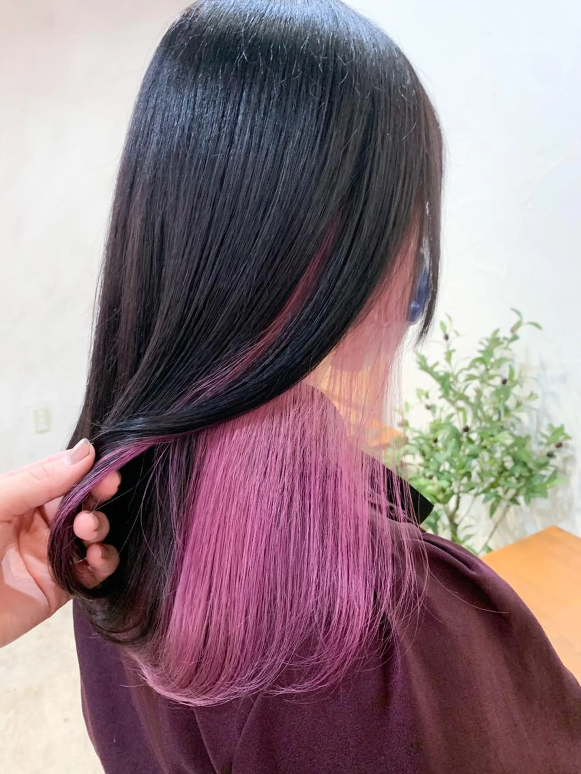 ロング カラー インナーカラー ピンクカラー カット ヘアカラー トリートメント トリートメント /カラー/NAOKIのヘアスタイル