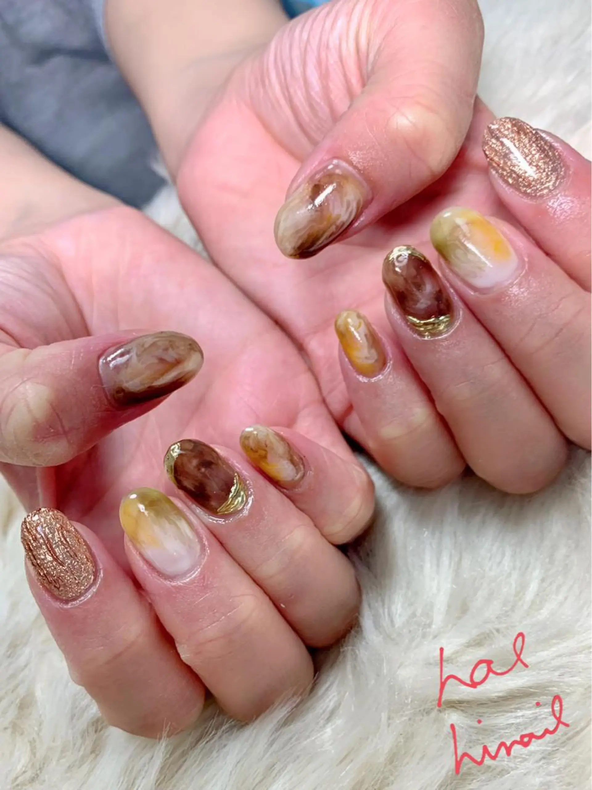 ネイル ミラーネイル ニュアンスネイル はるひな ねいるのネイルデザイン