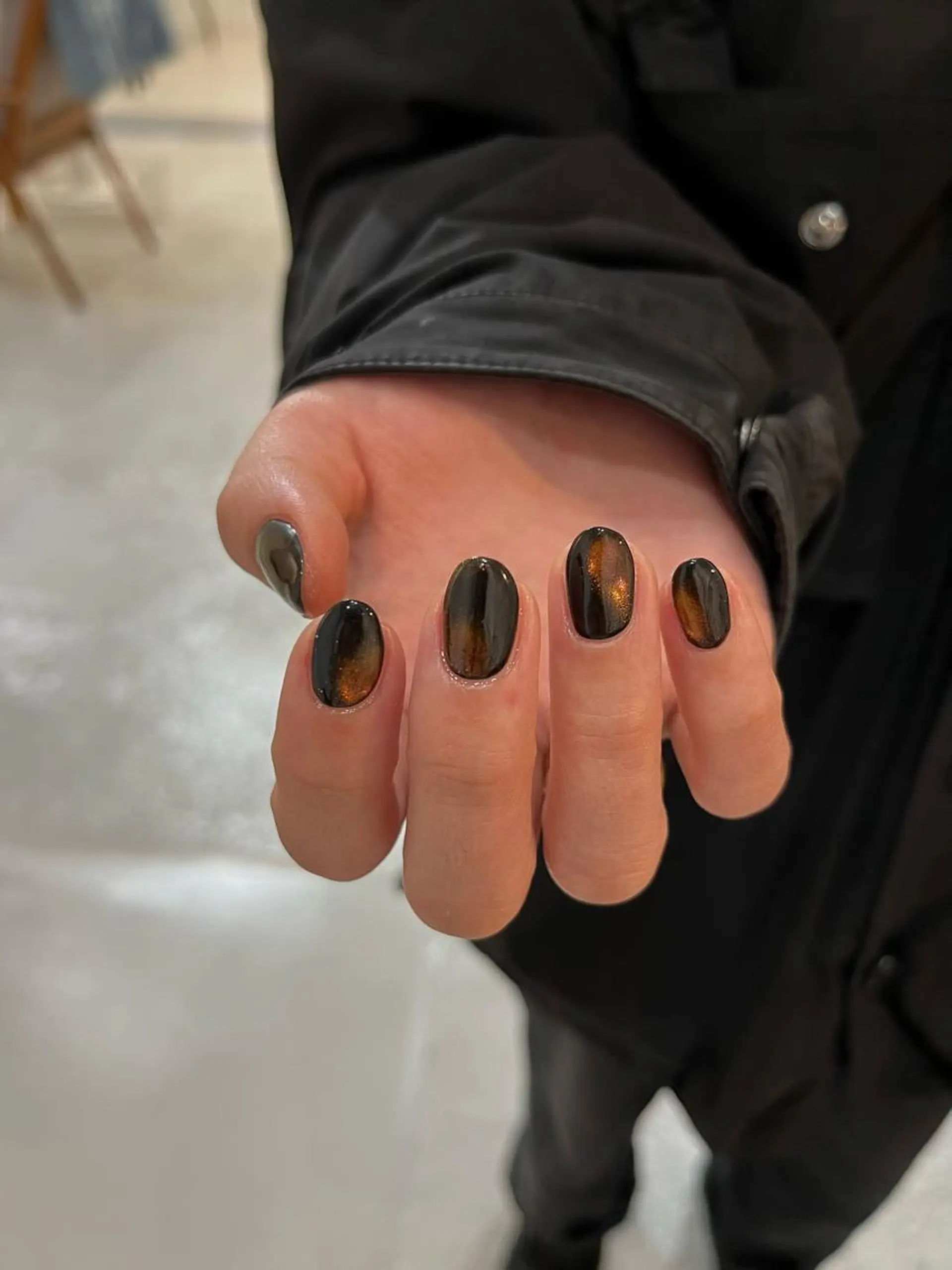 ネイル マグネットネイル LETTER_& SAKIのネイルデザイン