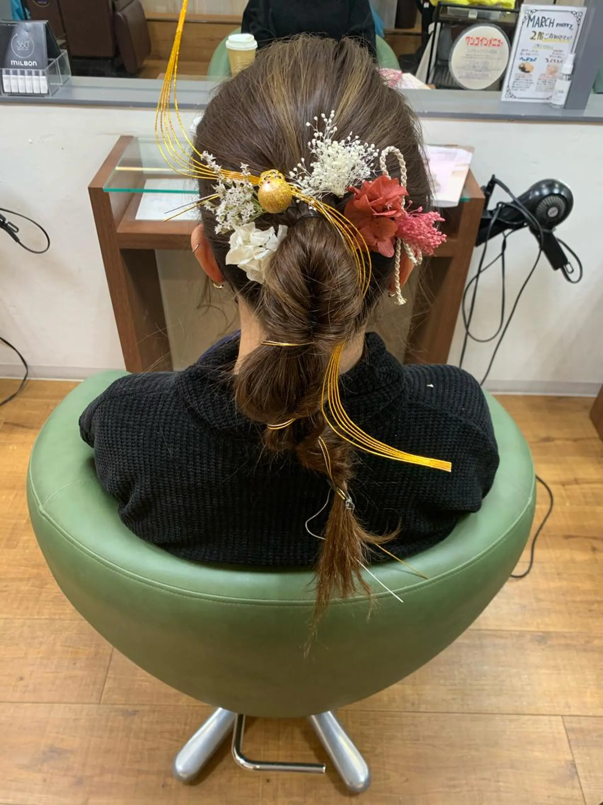 ヘアアレンジ march merryのヘアスタイル