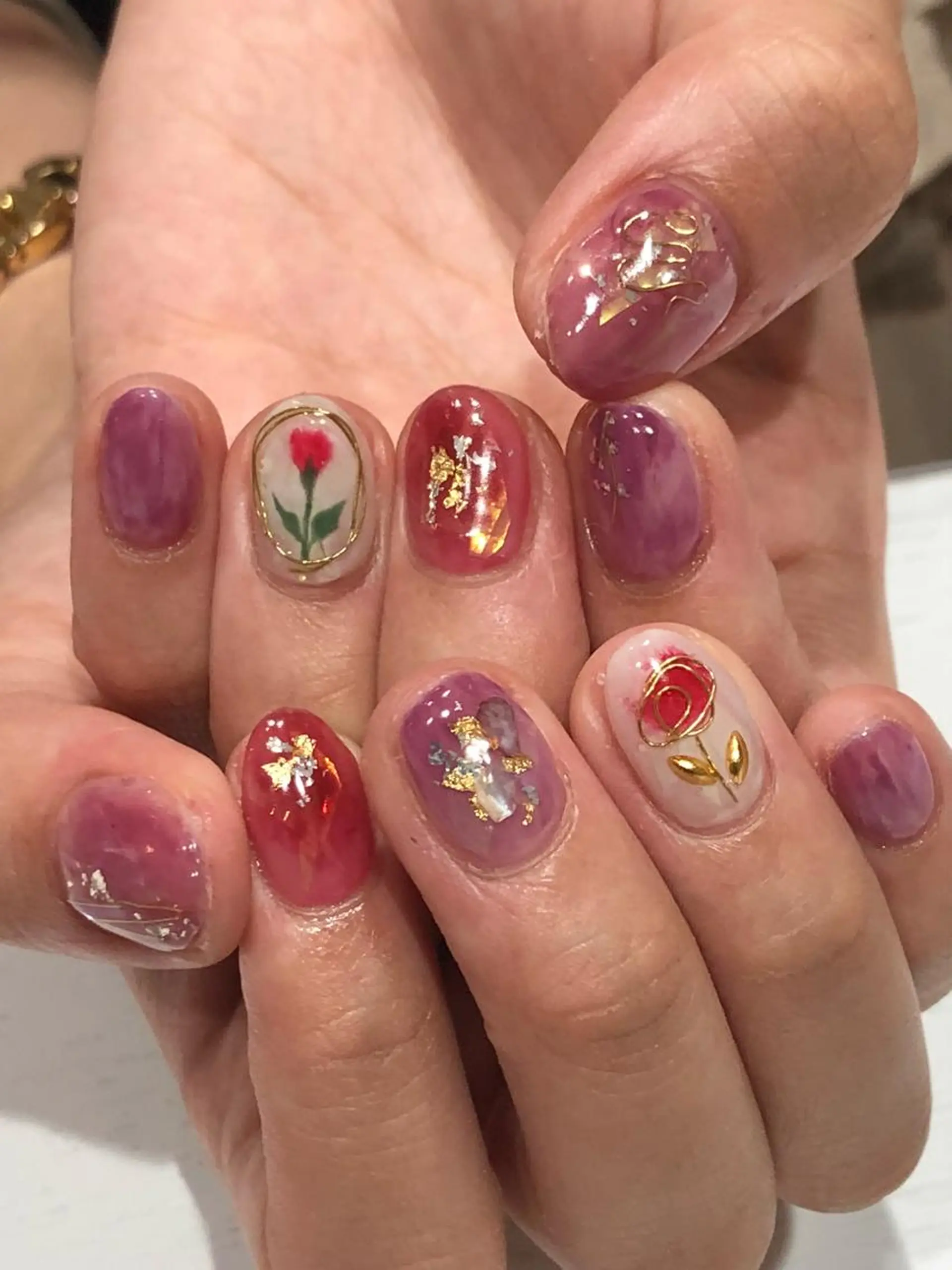 ネイル ハンドネイル Nest 三田のマツエク・マツパデザイン