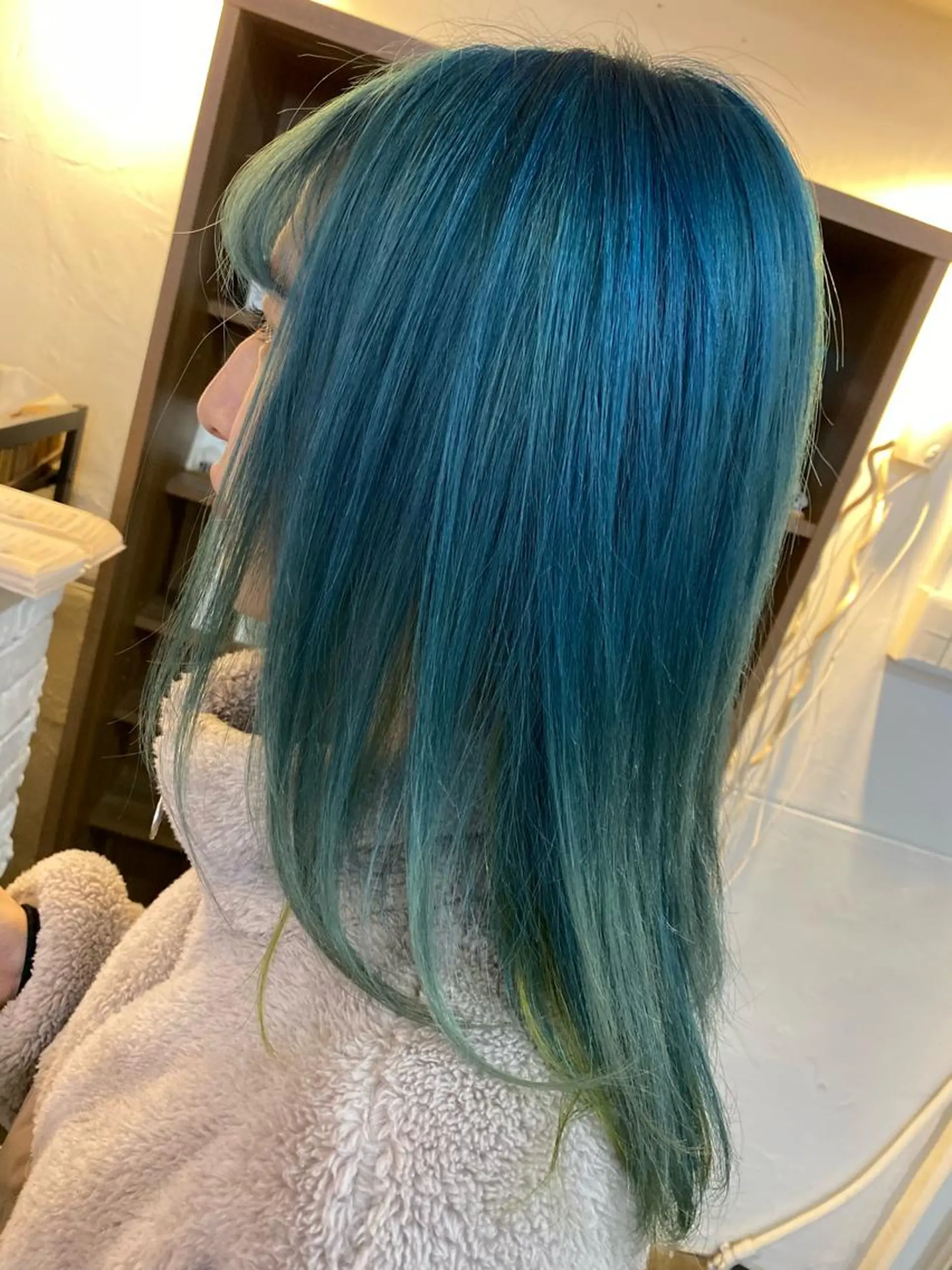 セミロング カラー ヘアアレンジ 【艶髪×韓国風】 毛流れ職人 RYOのヘアスタイル