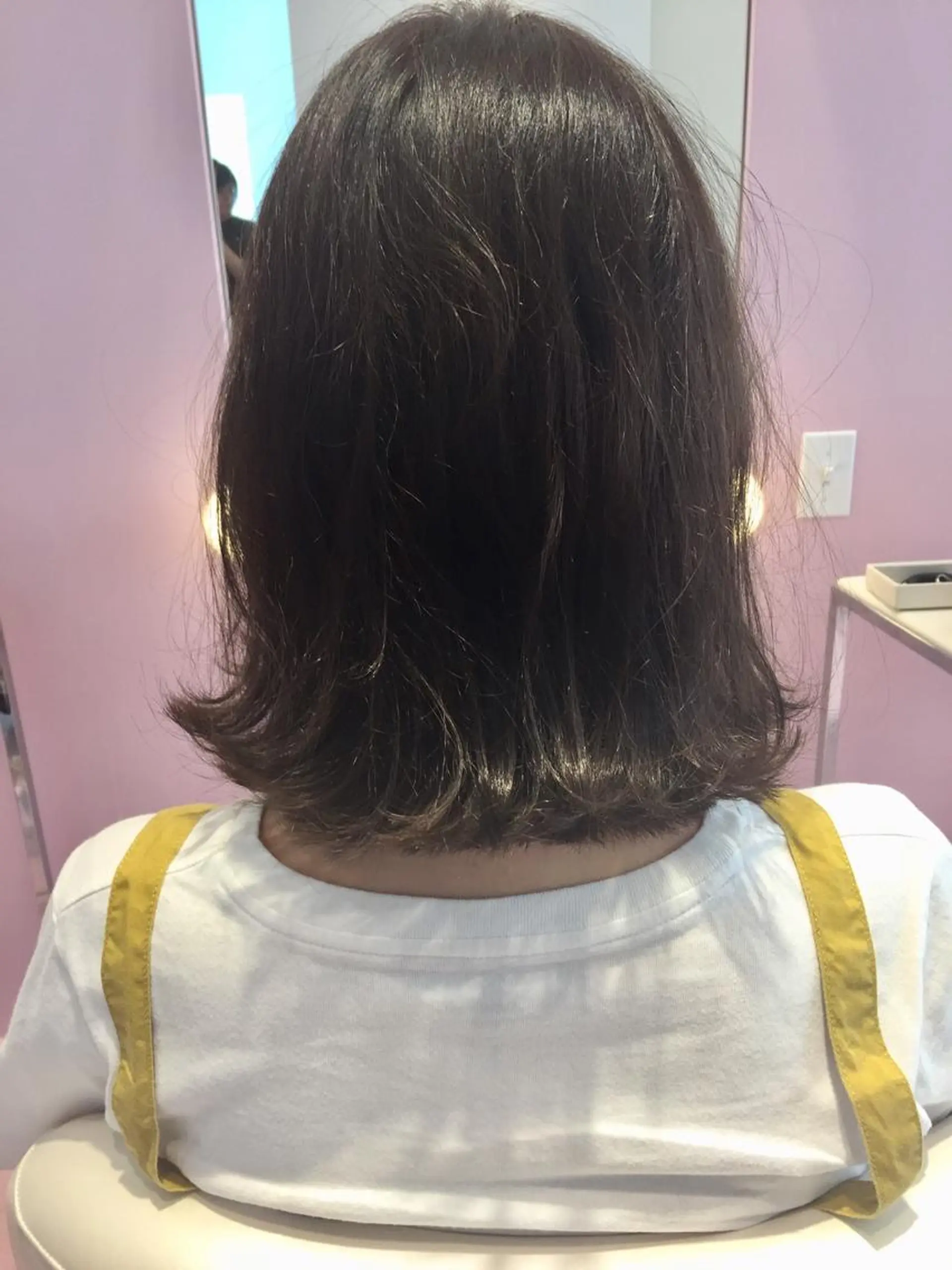 ミディアム カット ヘアカラー トリートメント 所渉/韓国レイヤー /ウルフカットのヘアスタイル