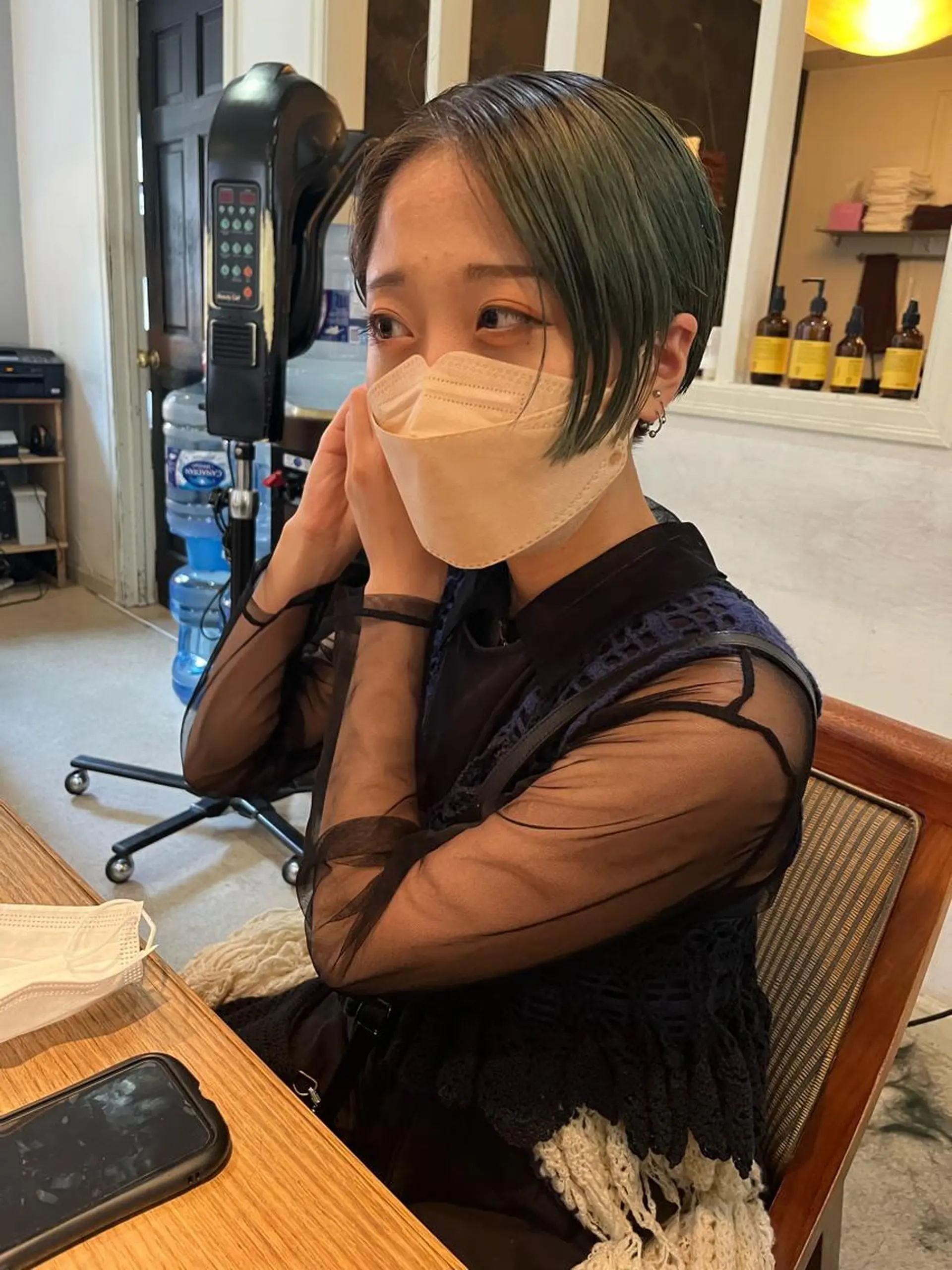 ショート カラー eri kinjoのヘアスタイル