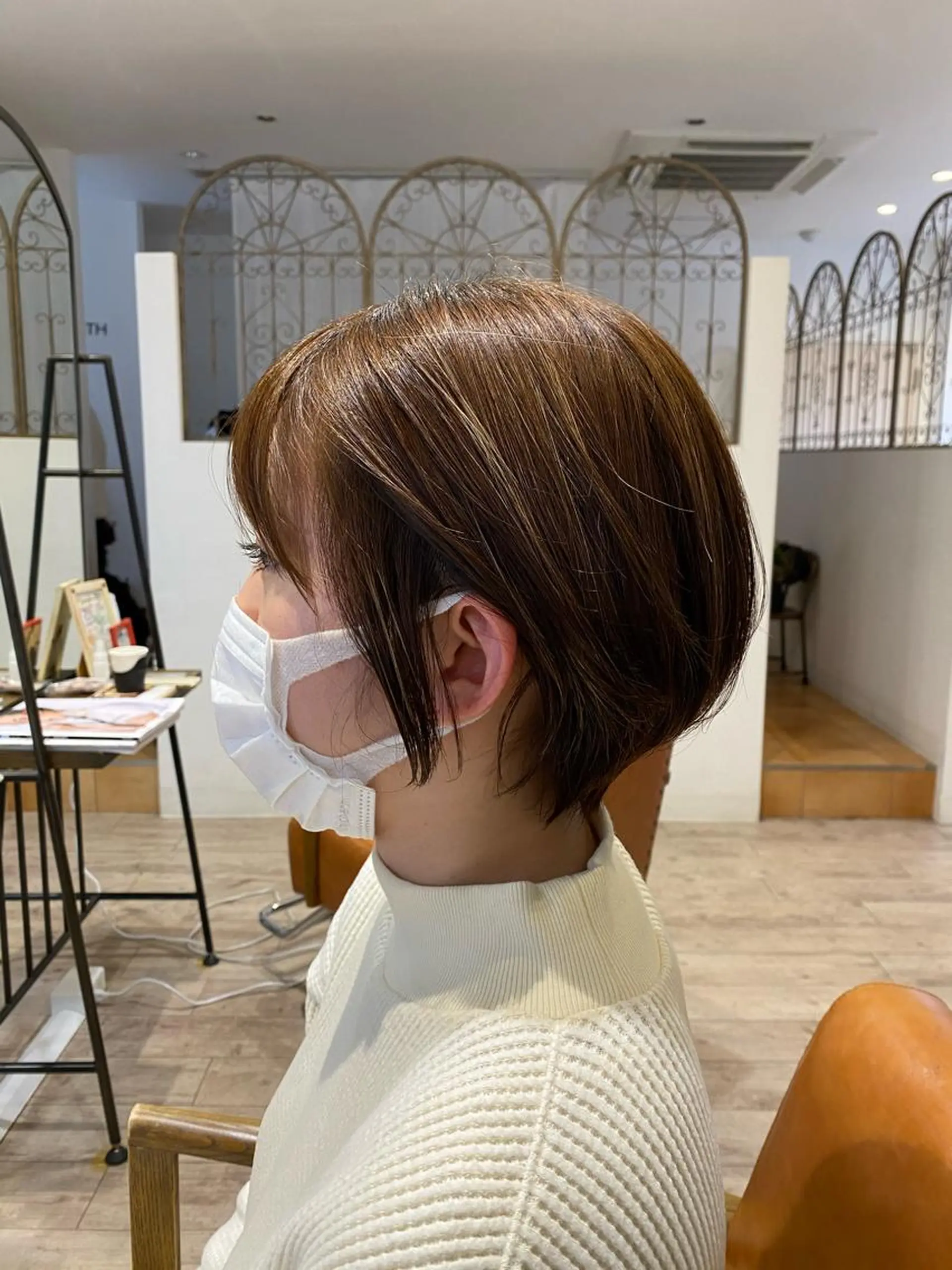 ショート カラー 赤間 飛鳥のヘアスタイル