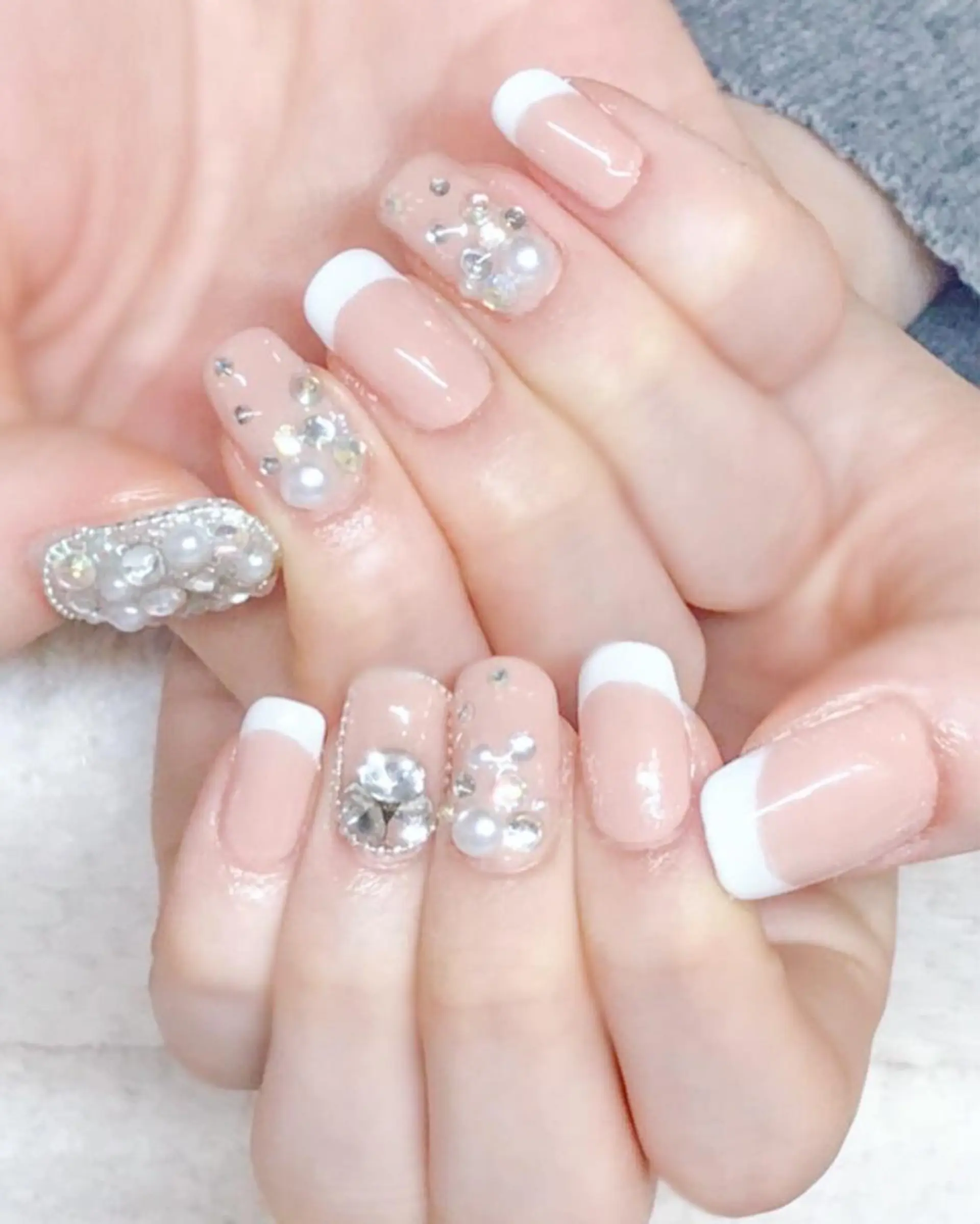 ネイル フレンチネイル ジェルネイル ガラスフレンチ キラキラネイル 韓国ネイル Nyanco Nailのネイルデザイン