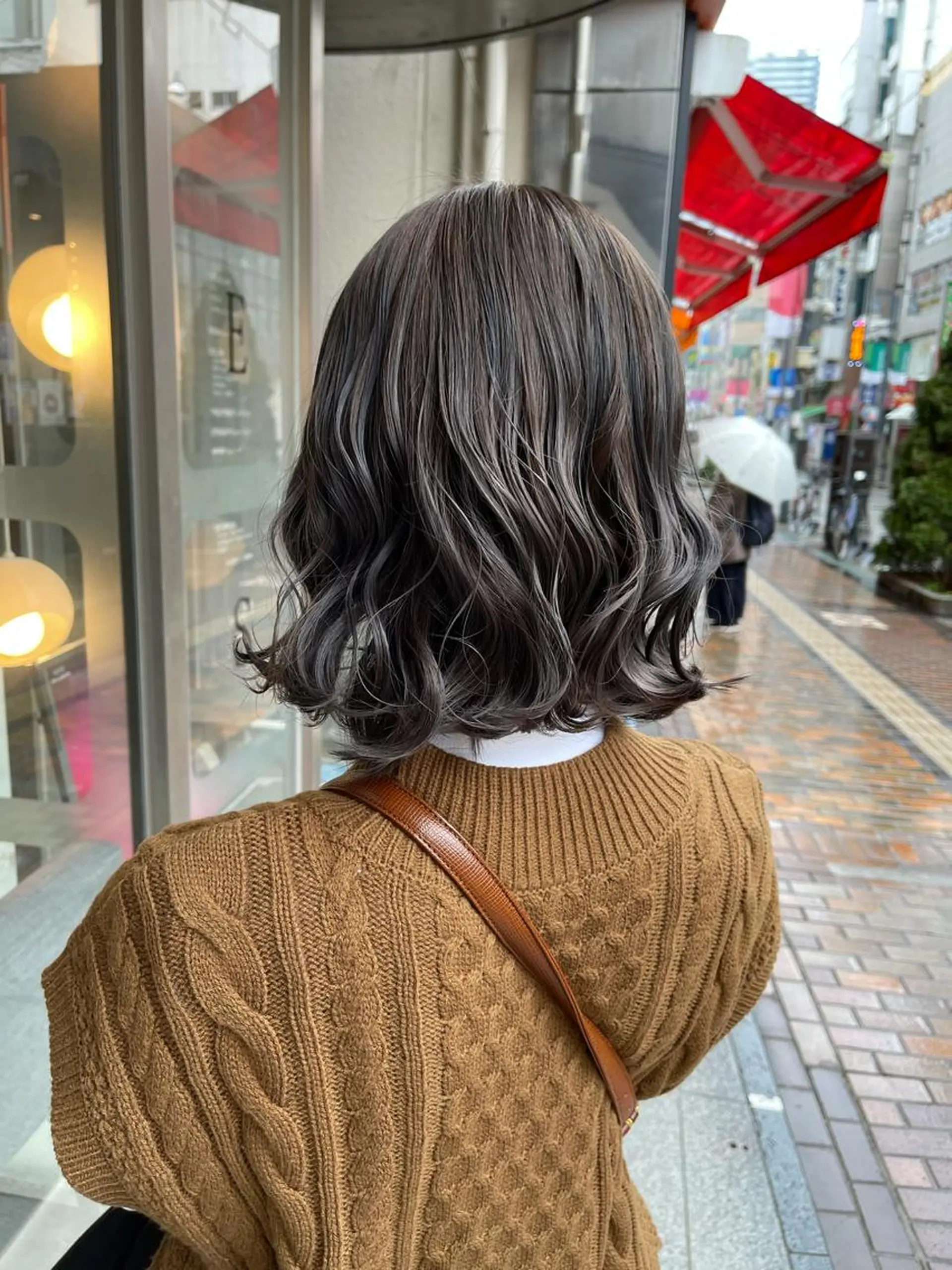 カラー ブリーチ 透明感カラー グレージュ ユナ🌙 nailのネイルデザイン