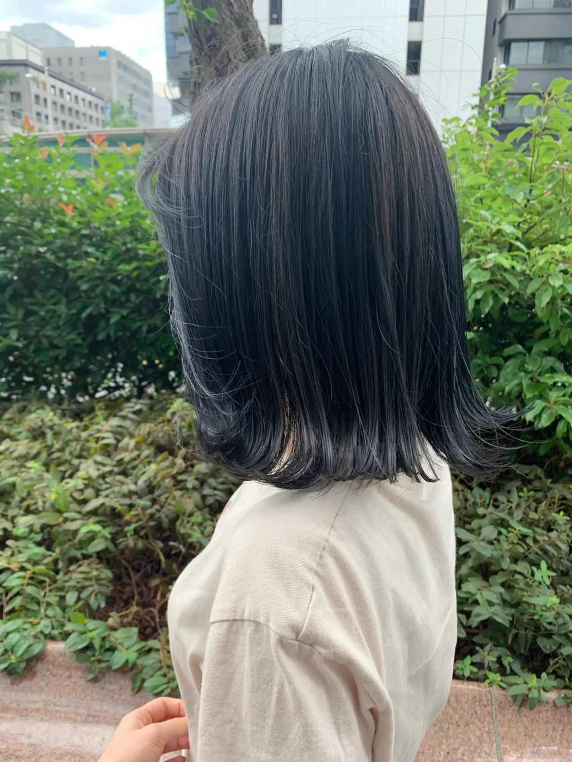 ミディアム カラー ヘアアレンジ 黒髪 ブルーカラー ブルーブラック 心斎橋🤍韓国風🤍 Mamiのヘアスタイル