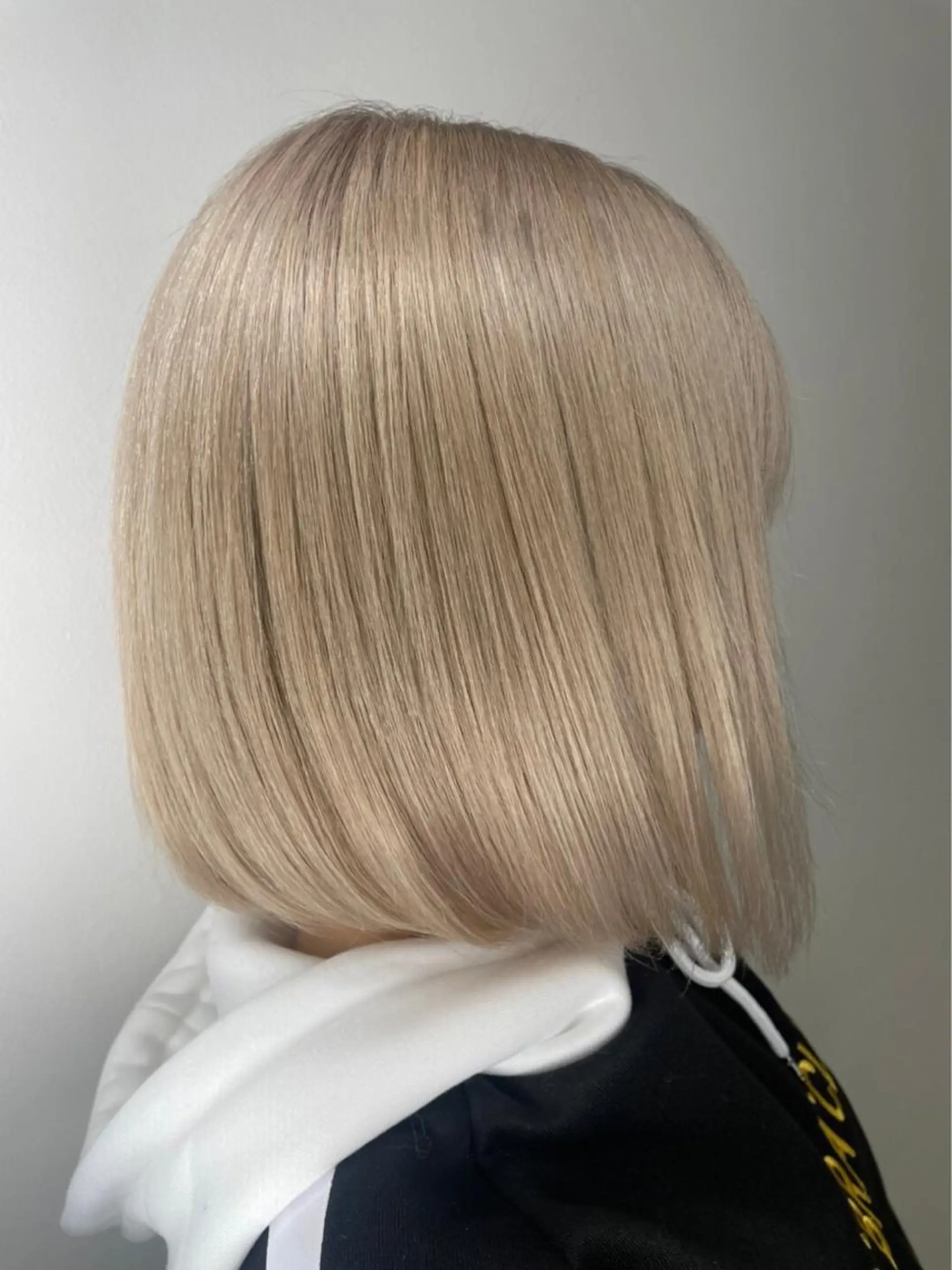 ショート ボブ 🩵レイヤー✖︎ 髪質改善🩵リョウヤのヘアスタイル