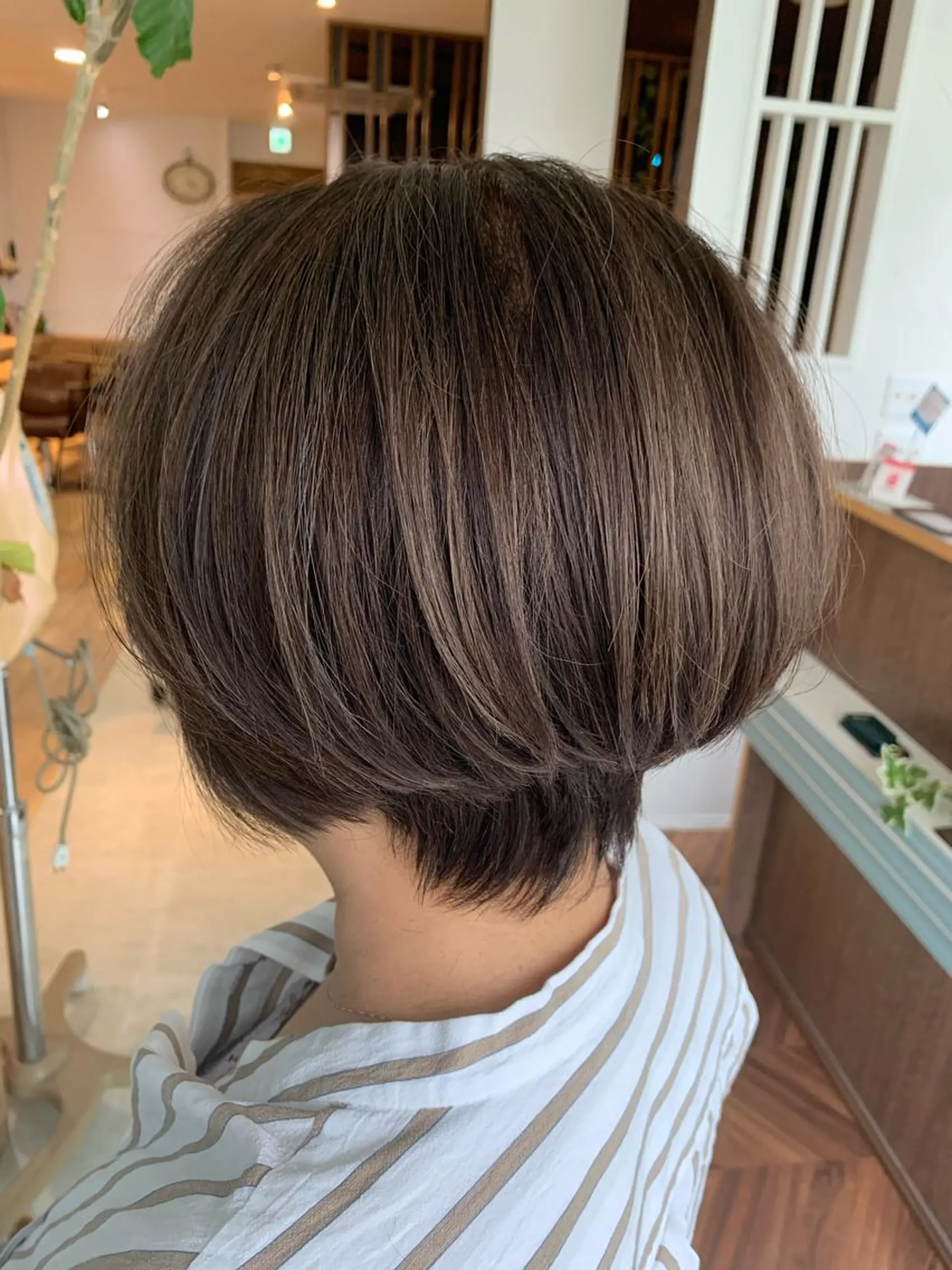 ショート カラー 船津武俊 フナツタケトシのヘアスタイル