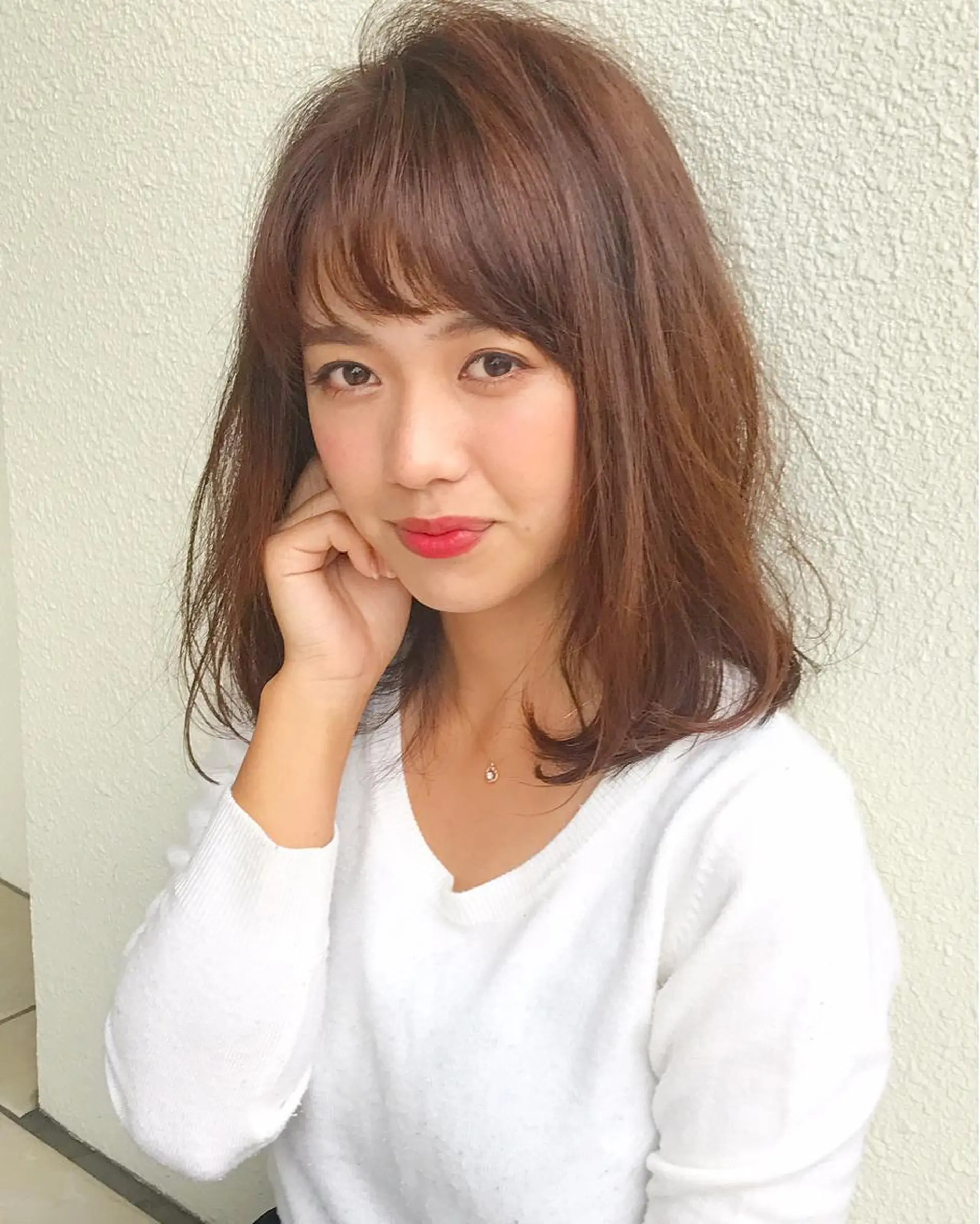 ミディアム カラー シースルーバング grand juteのヘアスタイル